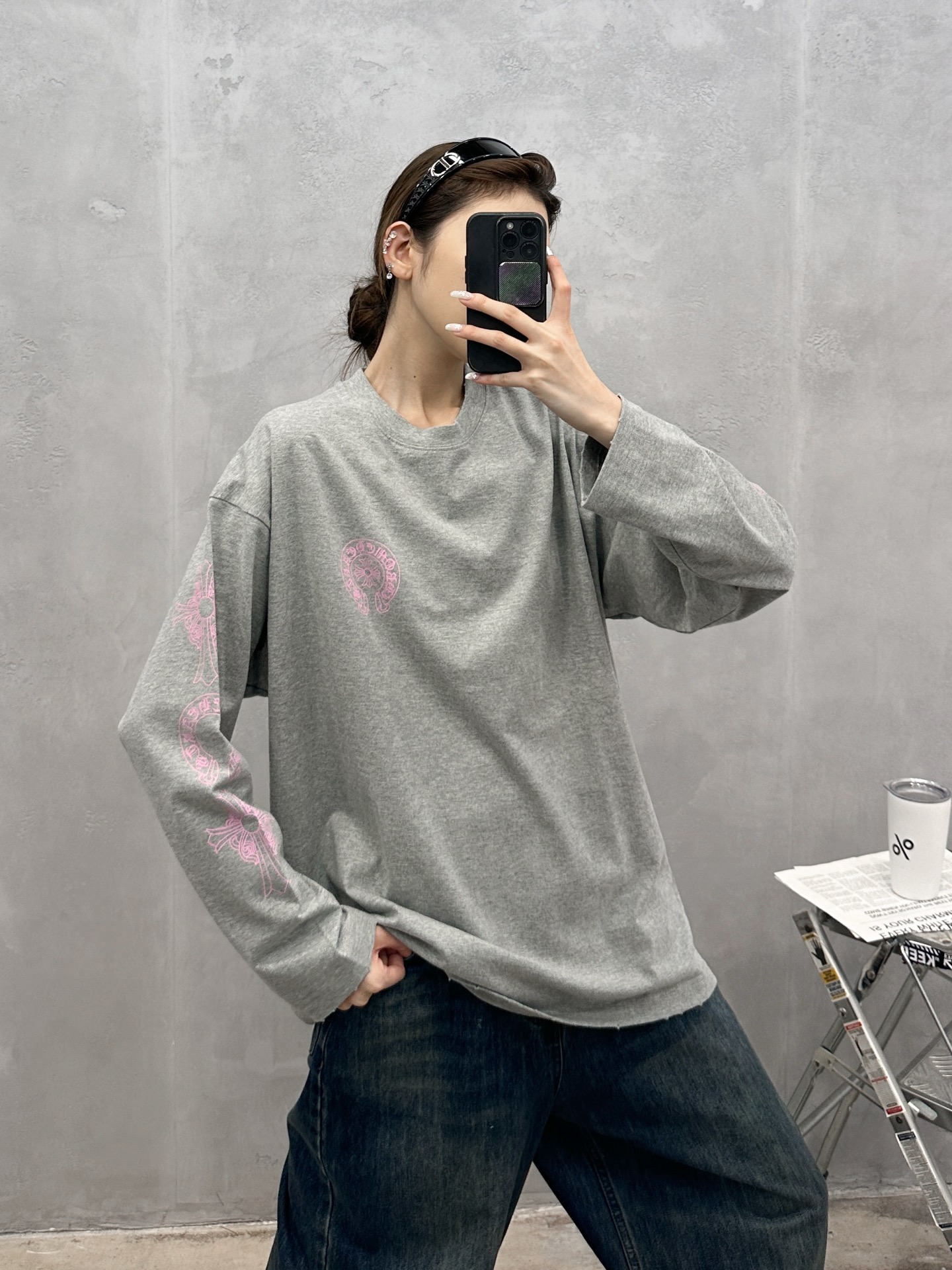 NO:566940,Chrome Hearts ｜ New long-sleeved t-shirt, ready-to-wear washed and sanded with 5 printings, same style for men and women, size sml,, chrome hearts, alexander wang19860909克罗心 ｜ 新款长袖t,成衣洗水吊磨工艺加5处印花,男女同款,尺码sml,,chrome hearts,alexander wang,Women's clothing