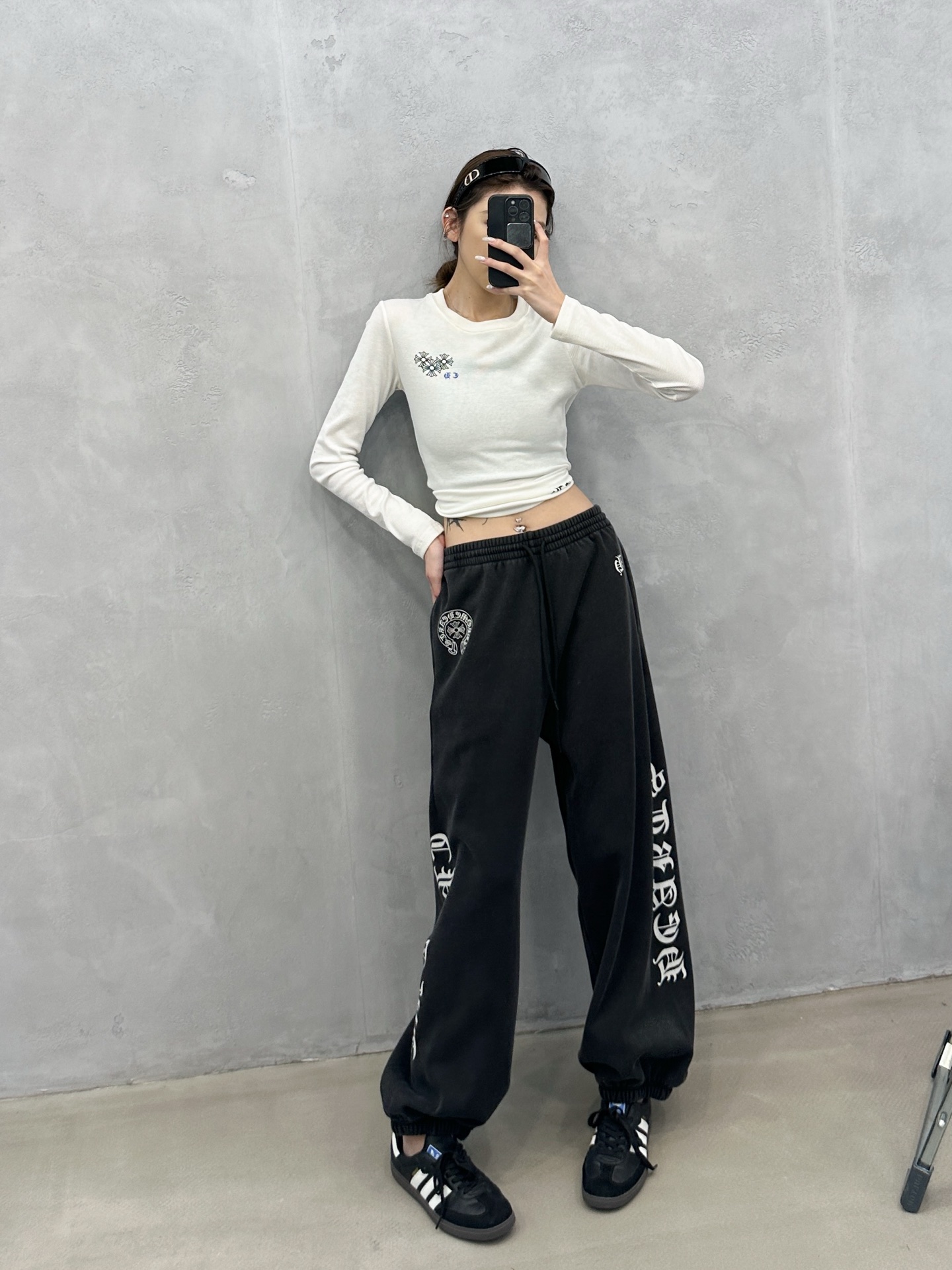 NO:577761,Chrome Hearts | New casual sweatpants, ready-to-wear washed and fried with 4 printing techniques, same style for men and women, size sml,,chrome hearts,alexander wang19860909克罗心 ｜ 新款休闲卫裤,成衣洗水炒色加4处印花工艺,男女同款,尺码sml,,chrome hearts,alexander wang,Women's clothing