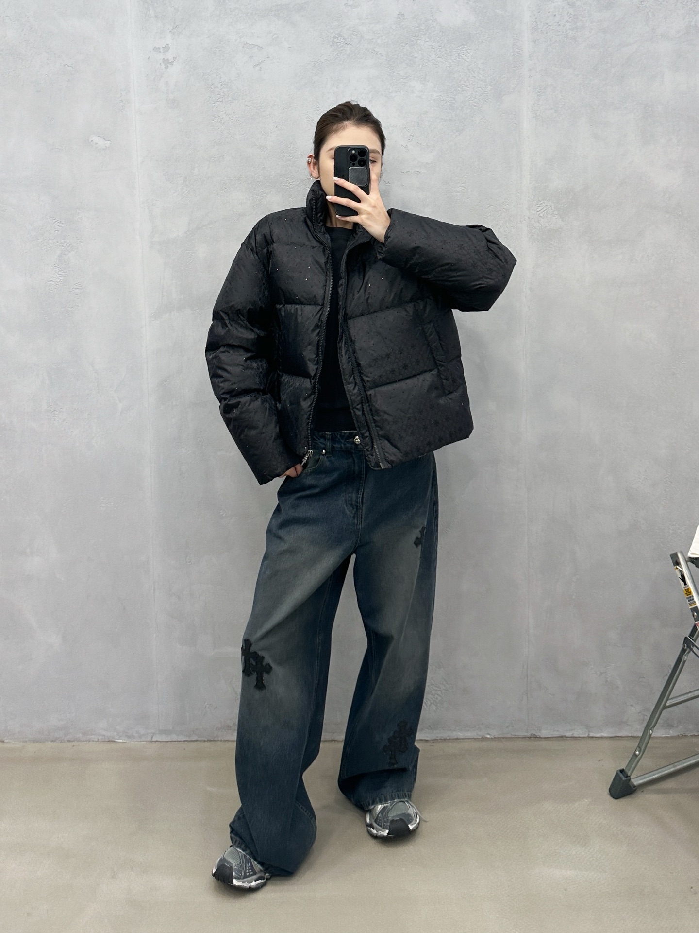 NO:577767,Chrome Hearts | New down jacket, the brand's classic jacquard fabric with full-body rhinestone processing, 90 white goose down filling, size sml,, chrome hearts, down jacket, alexander wang19860909克罗心 ｜ 新款羽绒服,品牌经典提花面料加全身成衣烫钻工艺,90白鹅绒填充,尺码sml,,chrome hearts,down jacket,alexander wang,Women's clothing