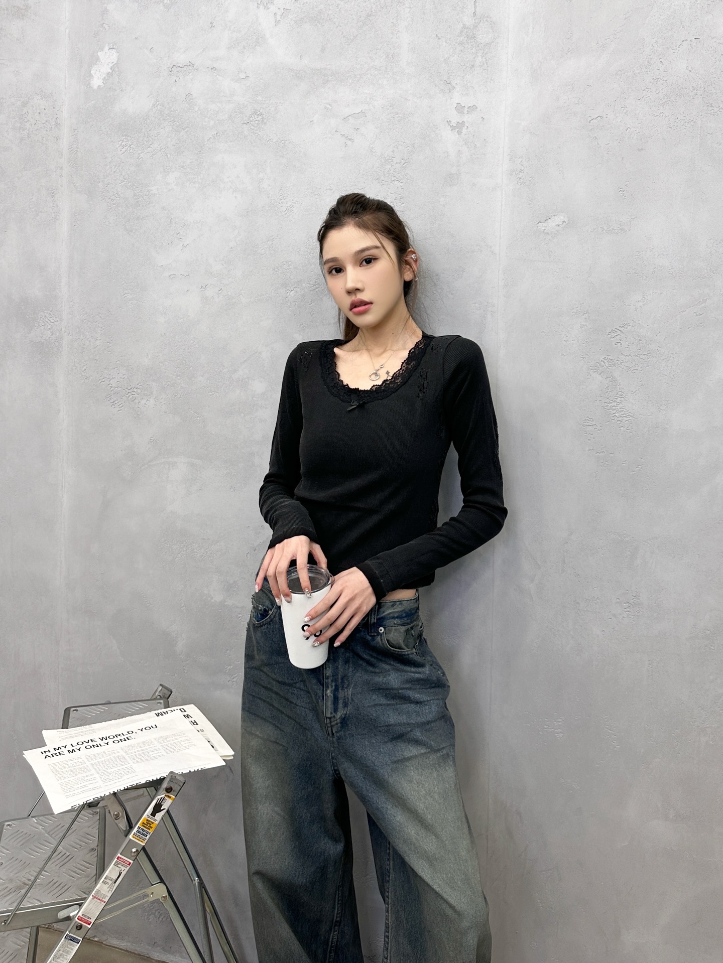 NO:579342,Paris ｜ New style wool base, ready-to-wear washed and frayed with lace splicing workmanship, size sml,, alexander wang19860909巴黎 ｜ 新款毛织打底,成衣洗水磨破工艺加蕾丝边拼接做工,尺码sml,,alexander wang,Women's clothing