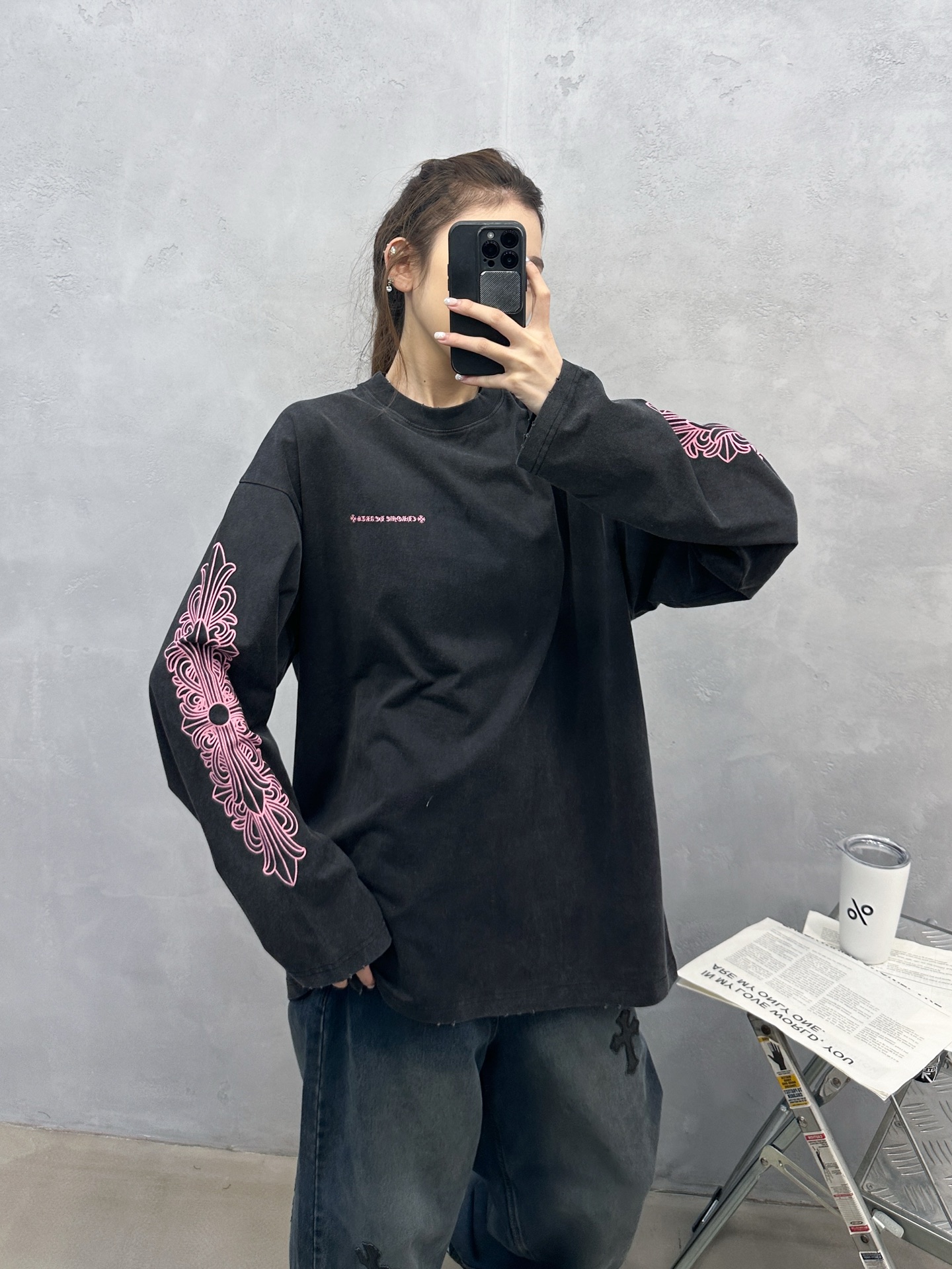 NO:588573,Chrome Hearts ｜ New long-sleeved t-shirt, ready-to-wear washed and fried with 5 printing points, same style for men and women, size sml,, chrome hearts, alexander wang19860909克罗心 ｜ 新款长袖t,成衣洗水炒色吊磨工艺加5处印花,男女同款,尺码sml,,chrome hearts,alexander wang,Women's clothing