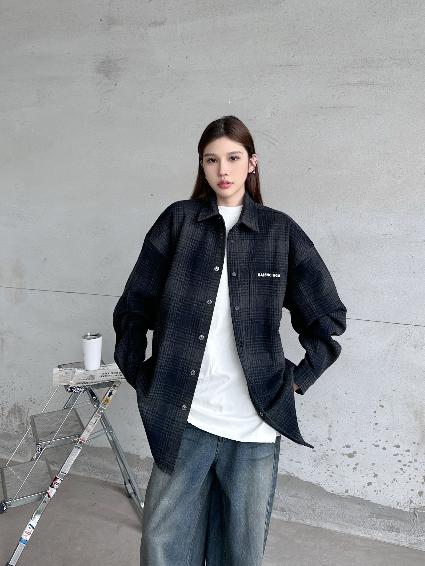 NO:591391,Paris ｜ New shirt, brand original thickened yarn-dyed plaid fabric, garment washing process and classic printed logo on the front and back, same style for men and women, size sml,, alexander wang19860909巴黎 ｜ 新款衬衣,品牌原版加厚色织格子面料,成衣洗水工艺加前后经典印花标,男女同款,尺码sml,,alexander wang,Women's clothing