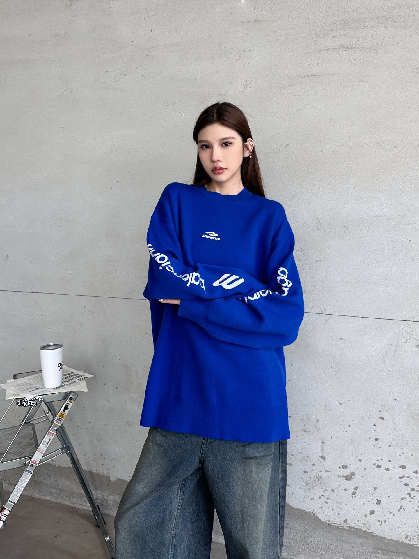 NO:591392,Paris | New wool top, classic embroidered logo, jacquard wool blend yarn, fashionable and casual, same style for men and women, size sml,, alexander wang19860909巴黎 ｜ 新款羊毛上衣,经典刺绣标,提花羊毛混纺纱线,时尚休闲,男女同款,尺码sml,,alexander wang,Women's clothing