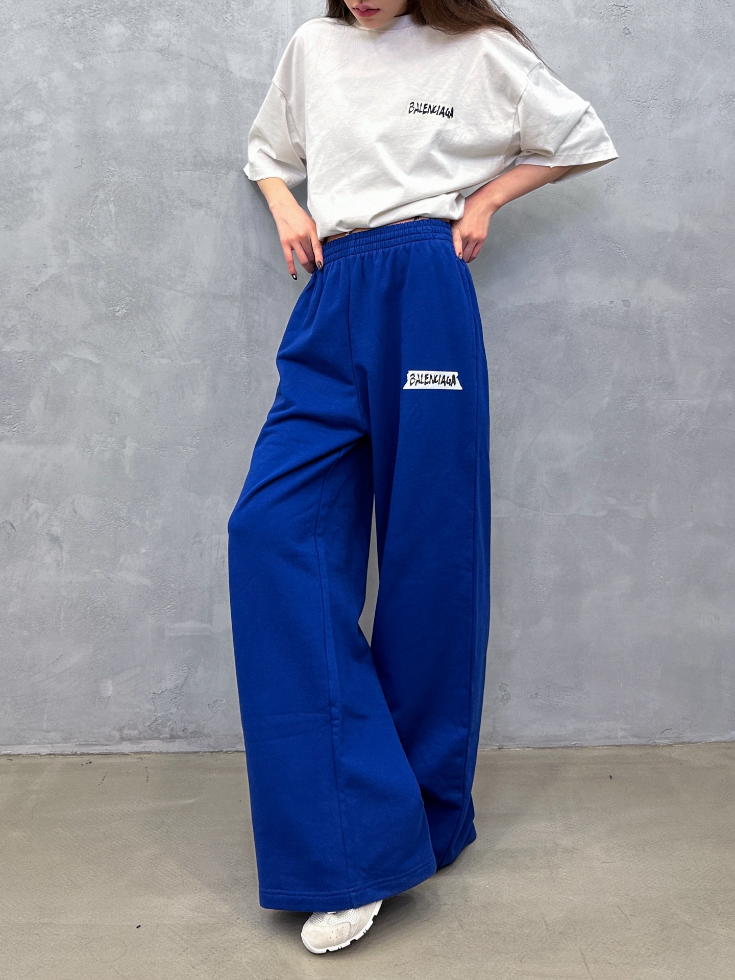 NO:591411,Paris | New casual sweatpants, ready-to-wear washed and taped printing process, same style for men and women, size sml,, alexander wang19860909巴黎 ｜ 新款休闲卫裤,成衣洗水加胶布印花工艺,男女同款,尺码sml,,alexander wang,Women's clothing