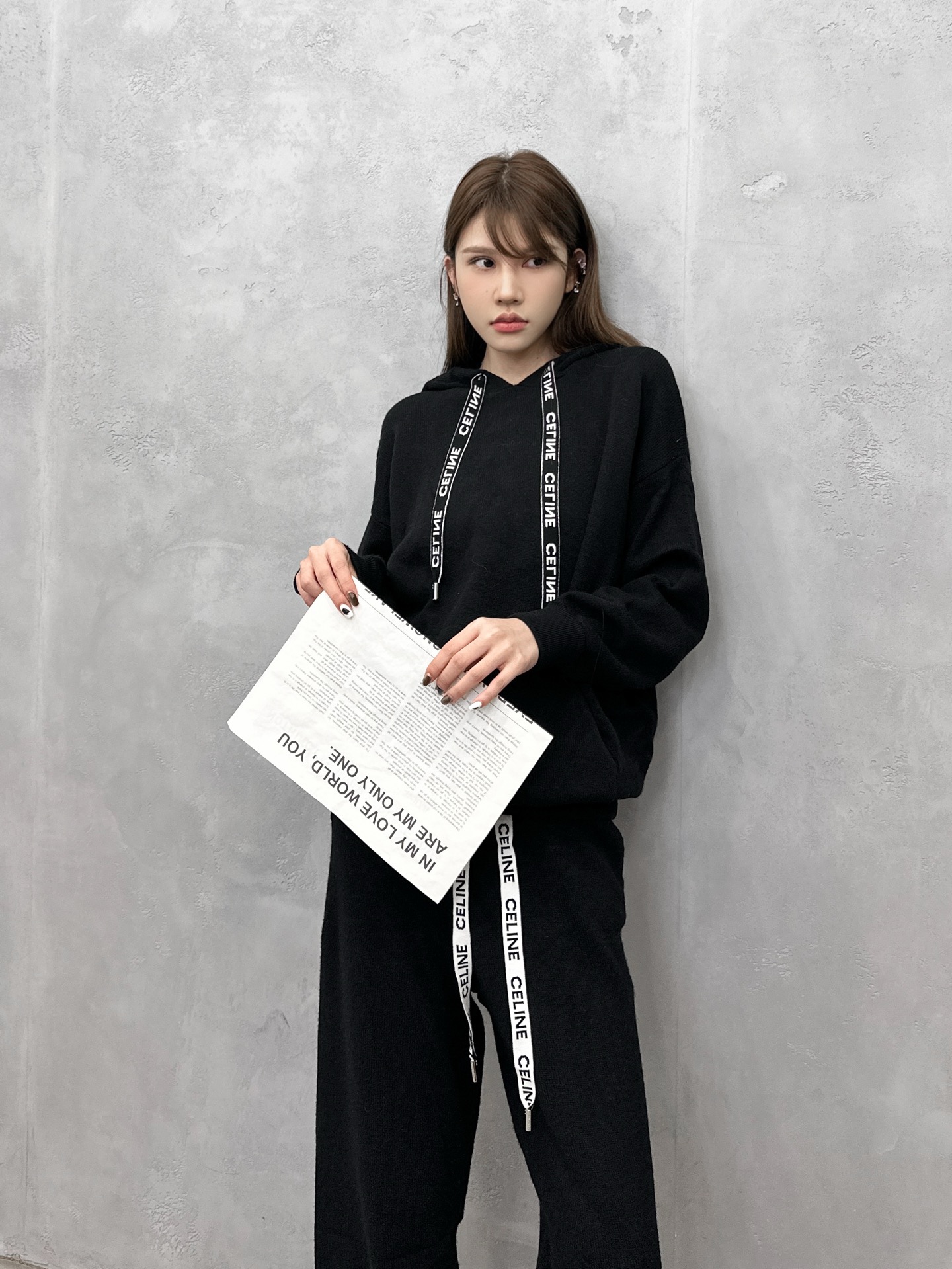 NO:607810,Selin | New wool hooded sweatshirt, brand classic yarn-dyed drawstring, wool blended fabric with strong warmth, fashionable and casual, size sml,,hoodie,sweatshirts,hats,alexander wang19860909赛林 ｜ 新款羊毛连帽卫衣,品牌经典色织抽绳,羊毛混纺面料保暖性强,时尚休闲,尺码sml,,hoodie,sweatshirts,hats,alexander wang,Women's clothing