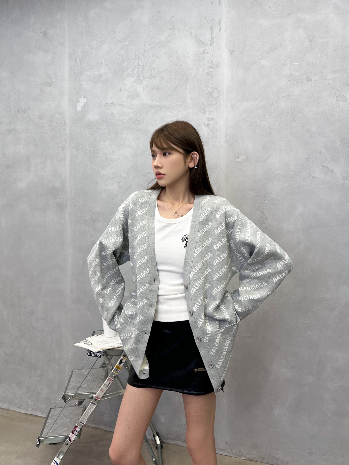 NO:607825,Paris | New sweater cardigan, brand classic logo yarn-dyed cardigan style, fashionable and casual, size sml,,sweaters,alexander wang19860909巴黎 ｜ 新款毛衣开衫,品牌经典logo色织开衫款式,时尚休闲,尺码sml,,sweaters,alexander wang,Women's clothing