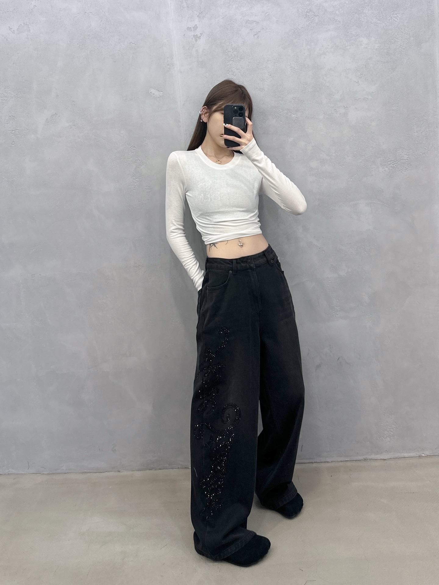 NO:621579,Acne | New style velvet jeans, ready-to-wear washed and distressed to enlarge the area, velvet warm denim composite fabric, fashionable and casual, size sml,,acne studios,jeans,alexander wang19860909Acne ｜ 新款加绒牛仔裤,成衣洗水做旧工艺加大面积烫钻,加绒保暖牛仔复合面料,时尚休闲,尺码sml,,acne studios,jeans,alexander wang,Women's clothing