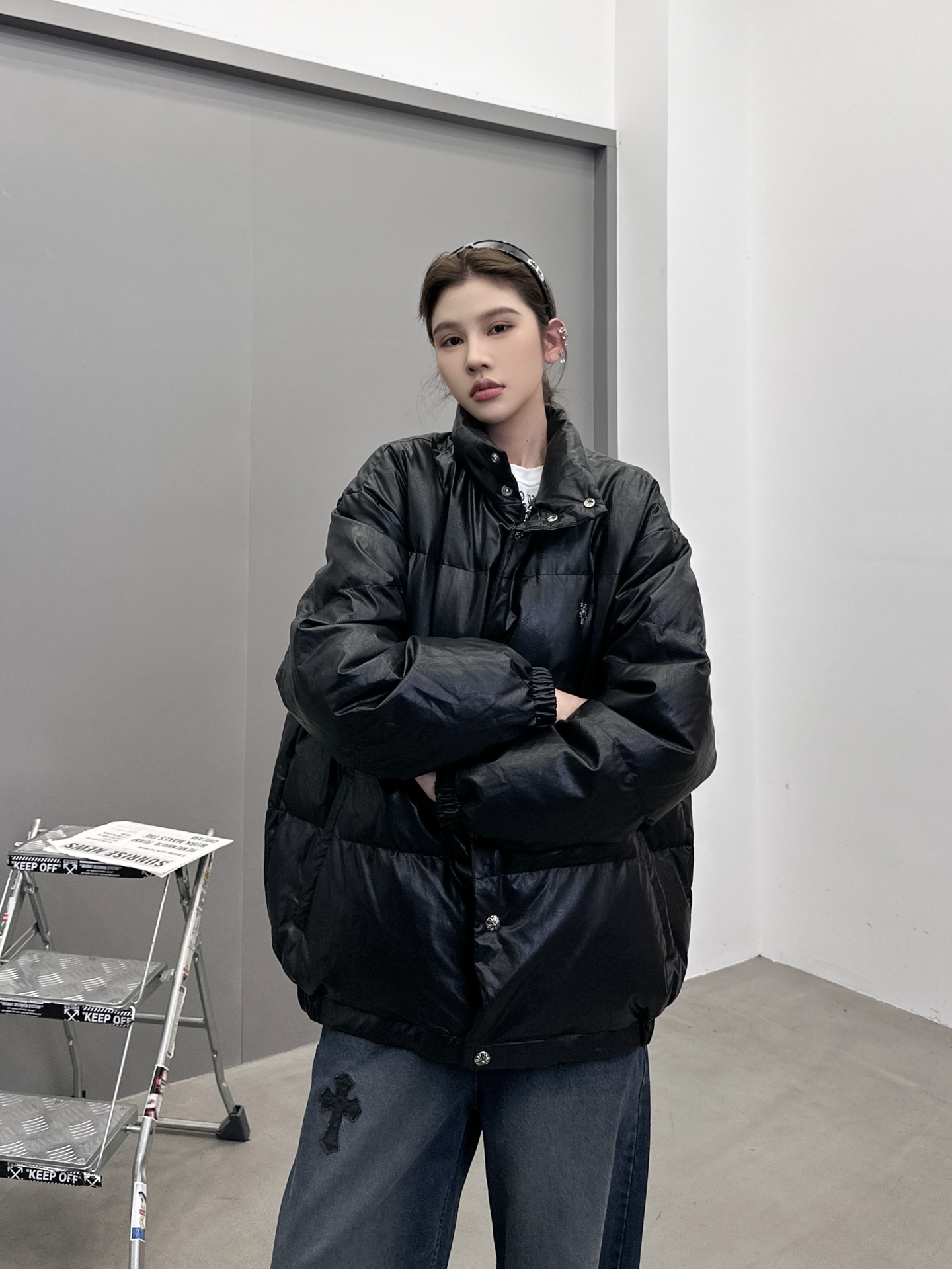 NO:629015,Chrome Hearts | New down jacket, hand-nailed metal label, latest ultra-thin environmentally friendly PU fabric, brand custom woven lining, 90 goose down, same style for men and women, size sml,, chrome hearts, down jacket, alexander wang19860909克罗心 ｜ 新款羽绒服,手工钉金属标,最新超薄环保pu面料,品牌定织里布,90鹅绒,男女同款,尺码sml,,chrome hearts,down jacket,alexander wang,Women's clothing