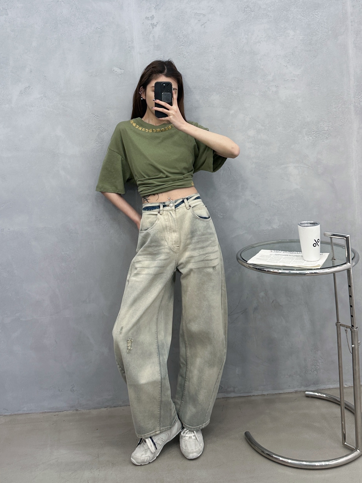 NO:716540,ACNE｜New trousers, pure cotton denim fabric, skin-friendly and breathable, comfortable upper body, three-dimensional tailoring for the whole body, scimitar version slimming and covering the legs, three-dimensional and stylish silhouette, loose version for men and women, size Sml,,acne studios,19860909ACNE｜新款长裤,纯棉牛仔面料,亲肤透气上身舒适,整身立体剪裁,弯刀版型显瘦遮腿型,廓形立体有型,宽松版型男女同款,尺码Sml,,acne studios,,Women's clothing