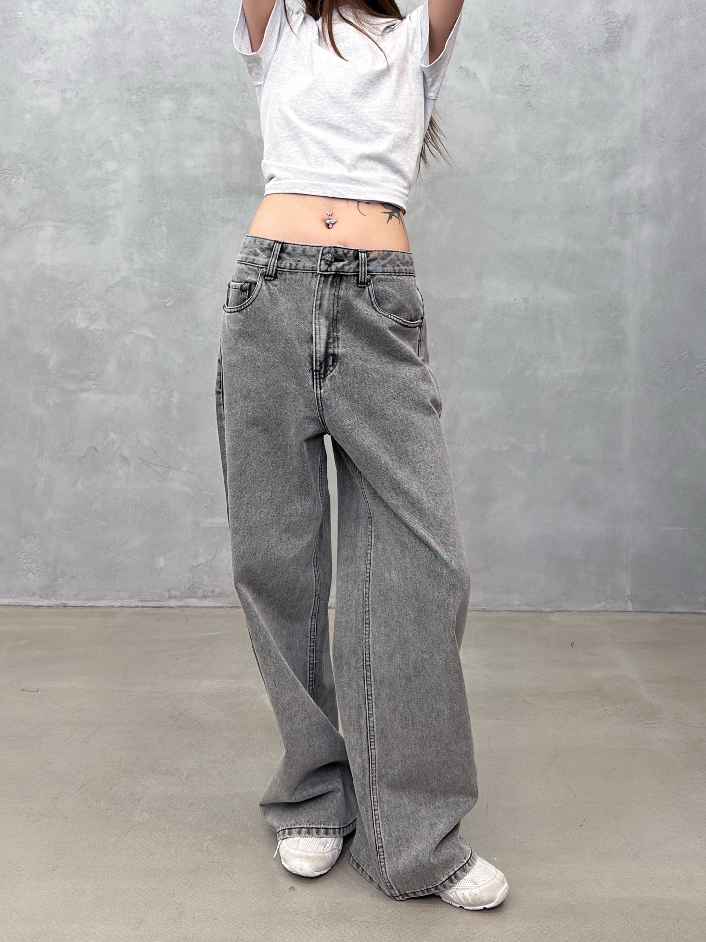 NO:733080,Chrome Hearts | New jeans, garment washing process, casual fashion, size sml,,chrome hearts,jeans,19860909克罗心 ｜ 新款牛仔裤,成衣洗水工艺,休闲时尚,尺码sml,,chrome hearts,jeans,,Women's clothing