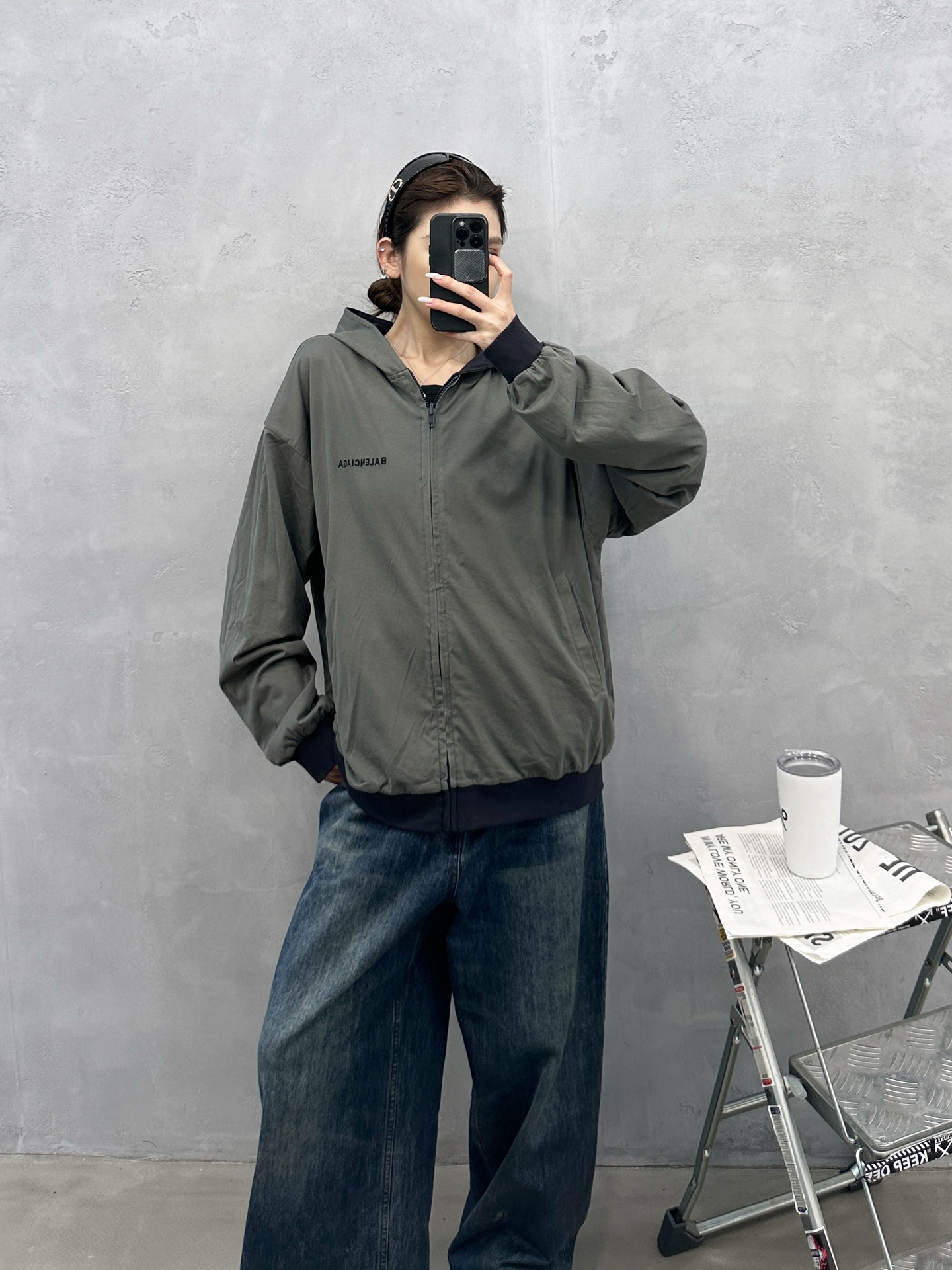 NO:738740,Paris | New sweatshirt cardigan, ready-to-wear washed and fried with double-sided embroidery logo, reversible style, same style for men and women, size sml,, hoodie, sweatshirts,19860909巴黎 ｜ 新款卫衣开衫,成衣洗水炒色工艺加双面刺绣标,正反两面穿款式,男女同款,尺码sml,,hoodie,sweatshirts,,Women's clothing