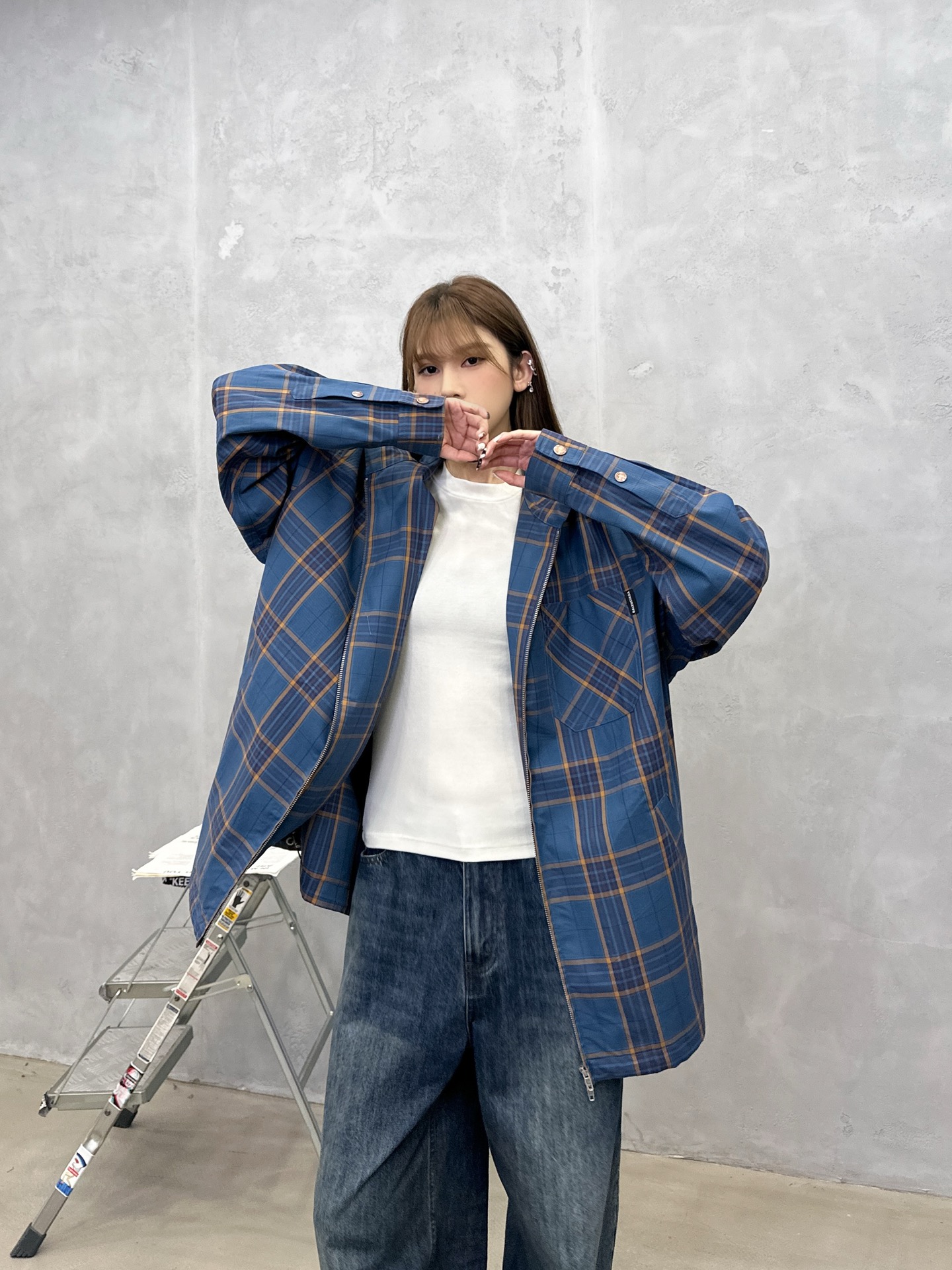 NO:747968,Paris | New casual thin jacket, the brand's latest yarn-dyed cotton plaid fabric, fashionable casual windbreaker style, same style for men and women, sizes sml,, jackets & coats,19860909巴黎 ｜ 新款休闲薄外套,品牌最新色织全棉格子面料,时尚休闲风衣款式,男女同款,尺码sml,,jackets & coats,,Women's clothing