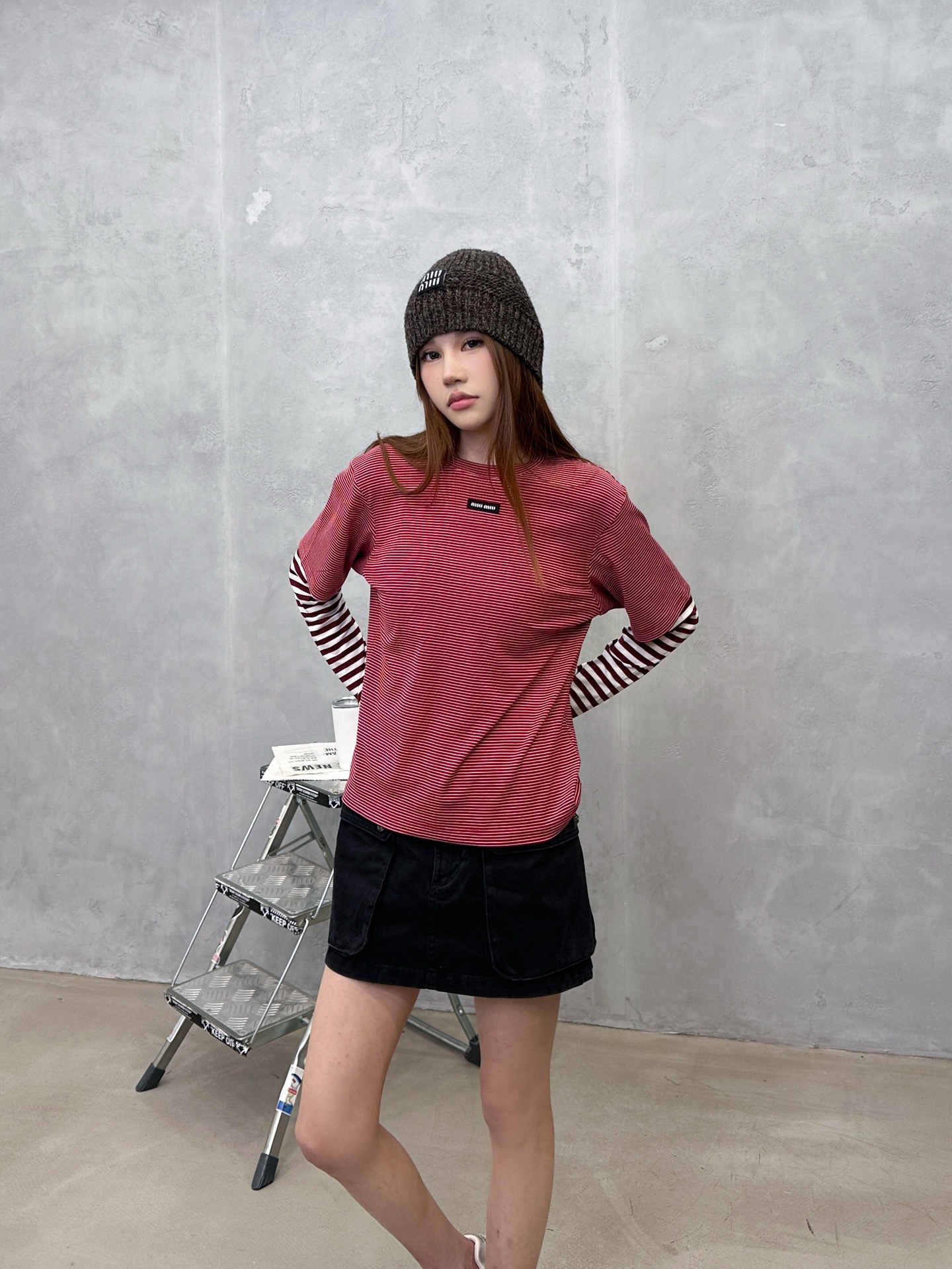 NO:750597,Miu | New fake two-piece long-sleeved t-shirt, garment washing and color fixing process, classic embroidery logo, Tencel wool fabric, casual fashion, size sml,,miumiu,19860909Miu ｜ 新款假两件长袖t,成衣洗水固色工艺,经典刺绣标,天丝羊毛面料面料,休闲时尚,尺码sml,,miumiu,,Women's clothing