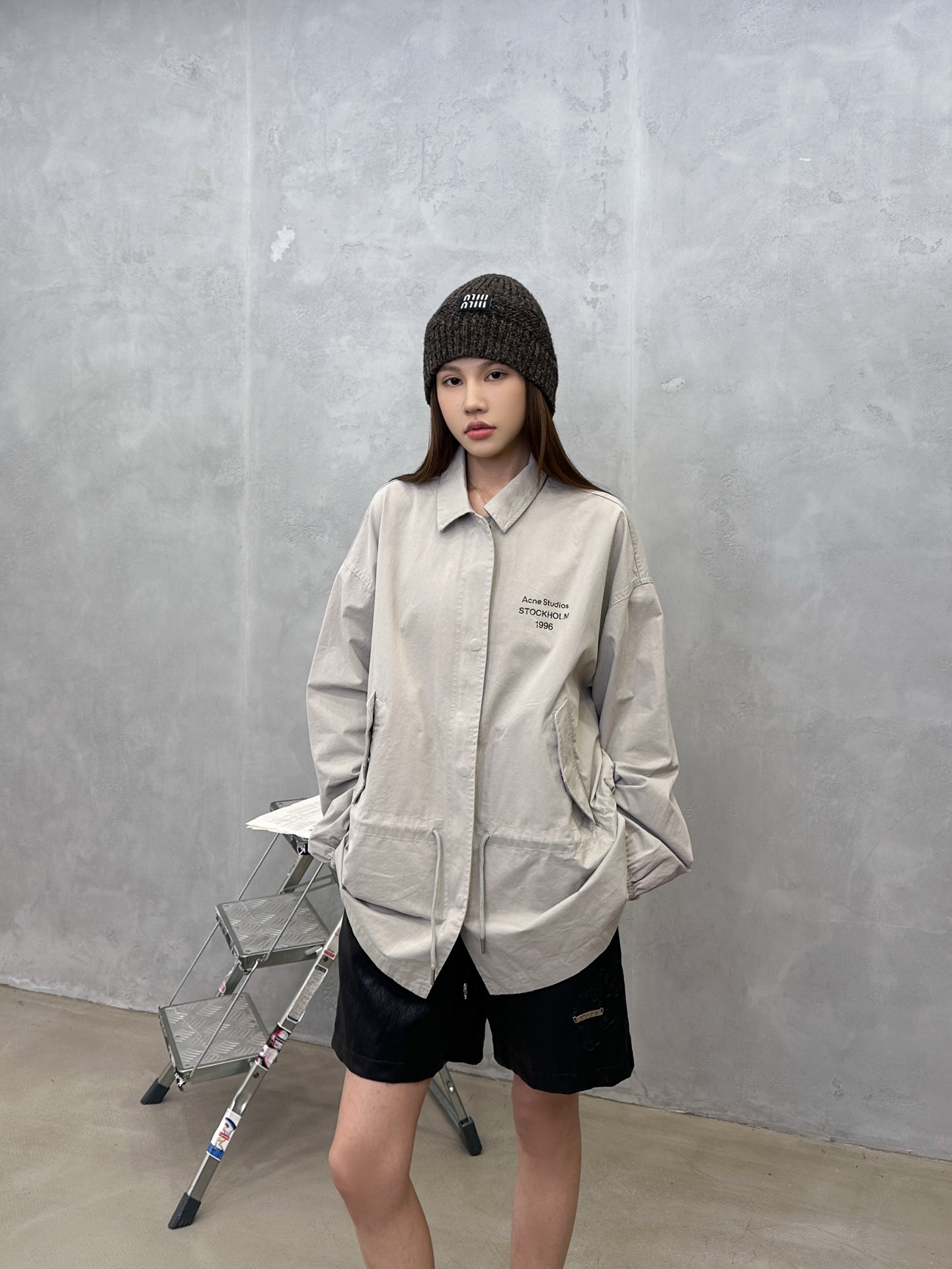NO:752978,Acne | New style casual windbreaker, ready-to-wear washed and softened with printed labels on the front and back, fashionable waist drawstring casual style, cotton high-density windbreaker fabric, size sml,,acne studios,19860909Acne ｜ 新款休闲风衣,成衣洗水加软工艺加前后印花标,时尚腰部抽绳休闲款式,全棉高密风衣面料,尺码sml,,acne studios,,Women's clothing