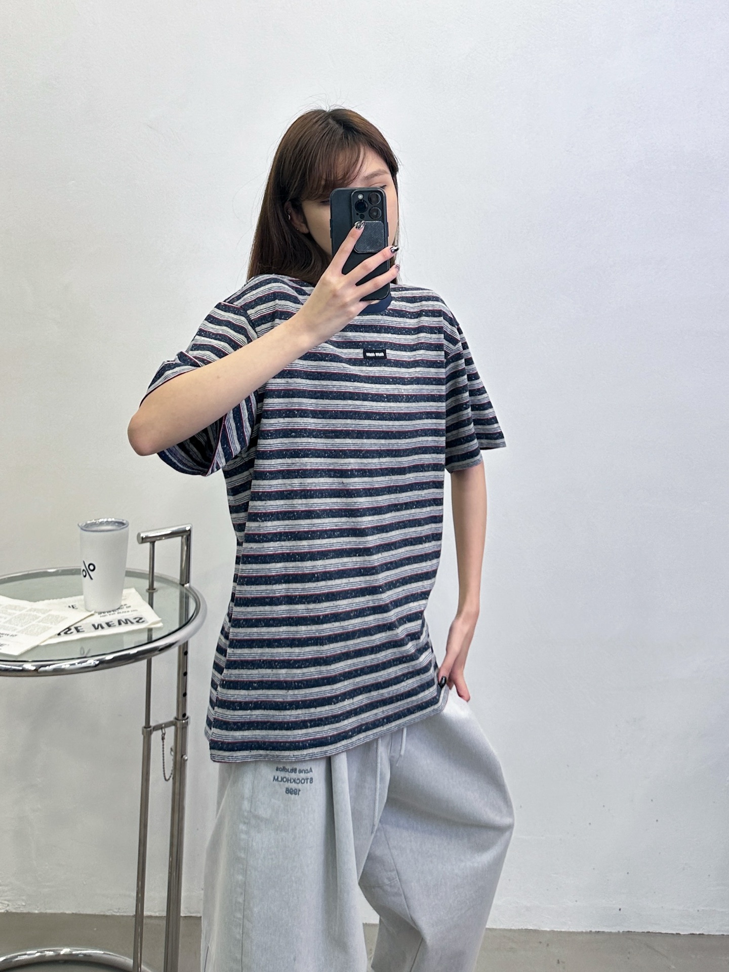 NO:790882,Miu | New short-sleeved T-shirt, Japanese imported mulberry silk linen cotton yarn-dyed striped fabric, classic brand embroidery logo, casual fashion, size sml,, miumiu, T-shirt,19860909Miu ｜ 新款短袖t,日本进口桑蚕丝亚麻棉色织条纹面料,经典品牌刺绣标,休闲时尚,尺码sml,,miumiu,T-shirt,,Women's clothing