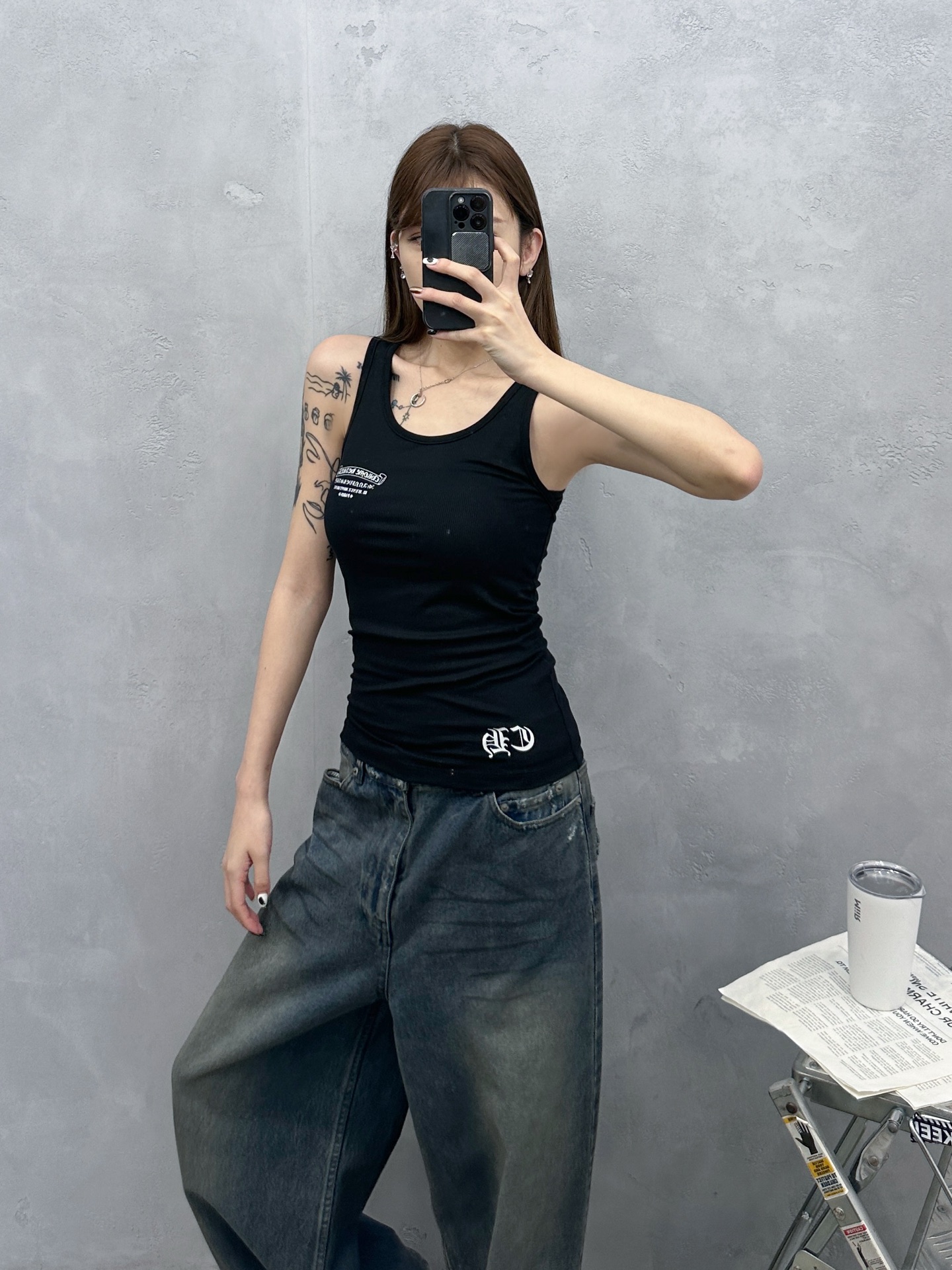 NO:791921,Chrome Hearts ｜ New casual vest, lyocell fabric imported from Japan is super skin-friendly, multiple color printing techniques on the front and back, casual and fashionable, size sml,, chrome hearts,19860909克罗心 ｜ 新款休闲背心,日本进口莱赛尔面料亲肤感超强,前后多处彩色印花工艺,休闲时尚,尺码sml,,chrome hearts,,Women's clothing