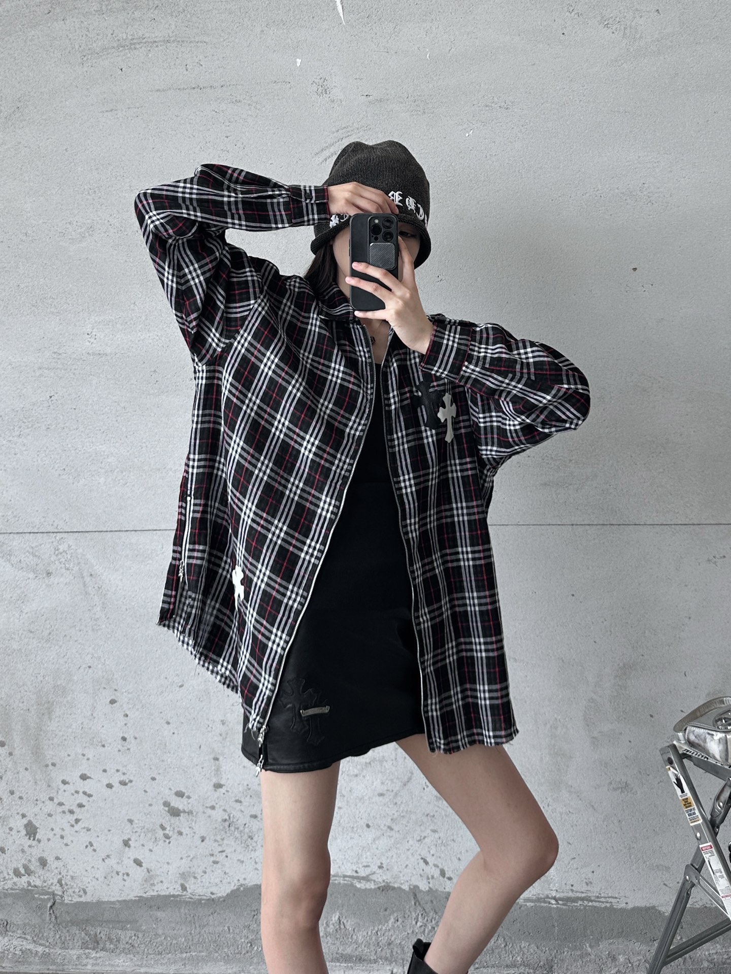 NO:792343,Chrome Hearts ｜ New casual ready-to-wear, ready-to-wear washed and hand-cut leather embroidered cross mark craftsmanship, imported double-layer yarn-dyed plaid fabric, same style for men and women, size sml,, chrome hearts,19860909克罗心 ｜ 新款休闲成衣,成衣洗水加手工切皮绣十字标工艺,进口双层色织格纹面料,男女同款,尺码sml,,chrome hearts,,Women's clothing