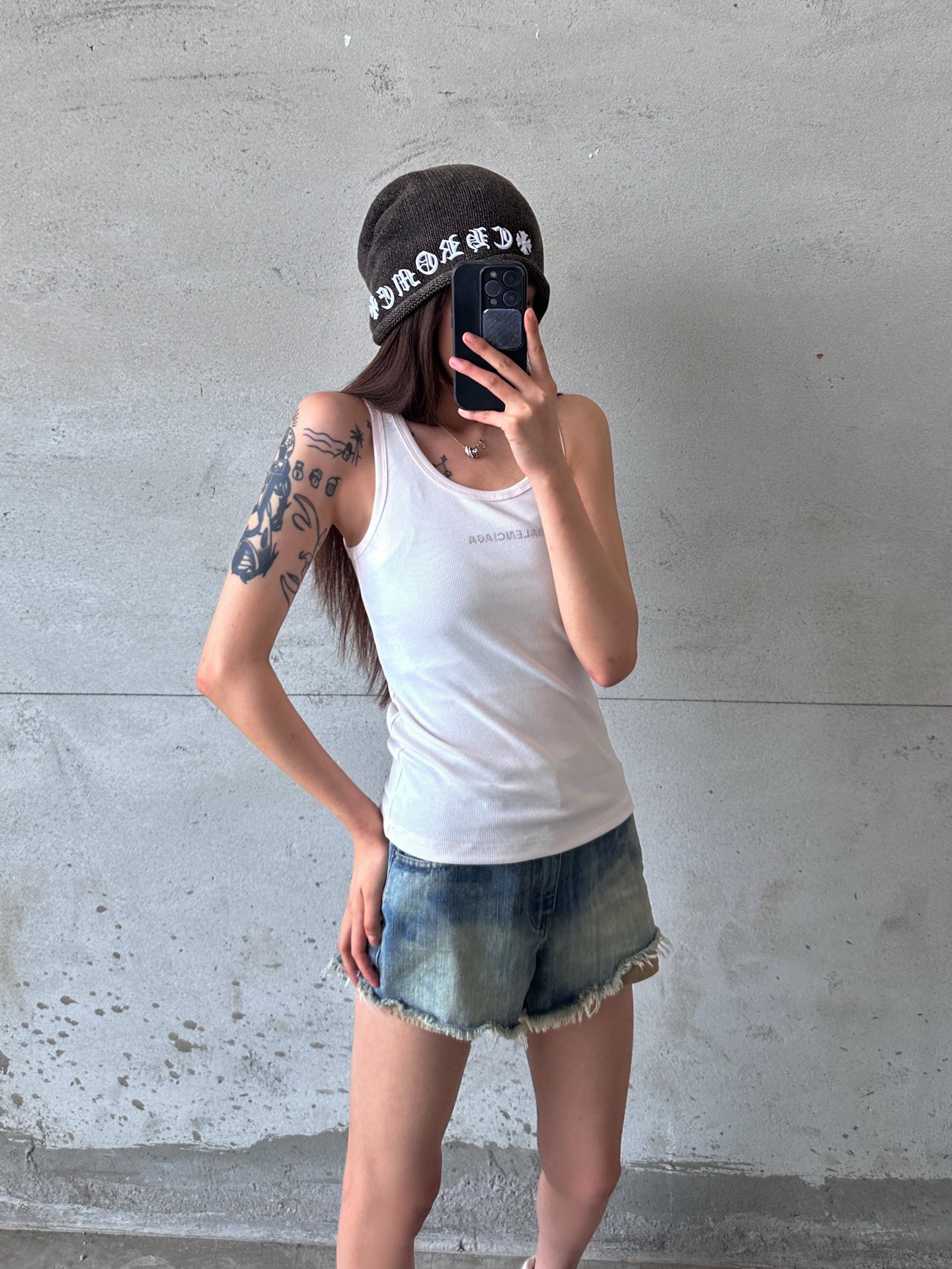 NO:793444,Paris ｜ New casual vest, classic front and back iron-on diamond logo, Lyocell cotton fabric is super skin-friendly, casual and fashionable, size sml,,19860909巴黎 ｜ 新款休闲背心,经典前后烫钻标,莱赛尔棉面料亲肤感超强,休闲时尚,尺码sml,,,Women's clothing