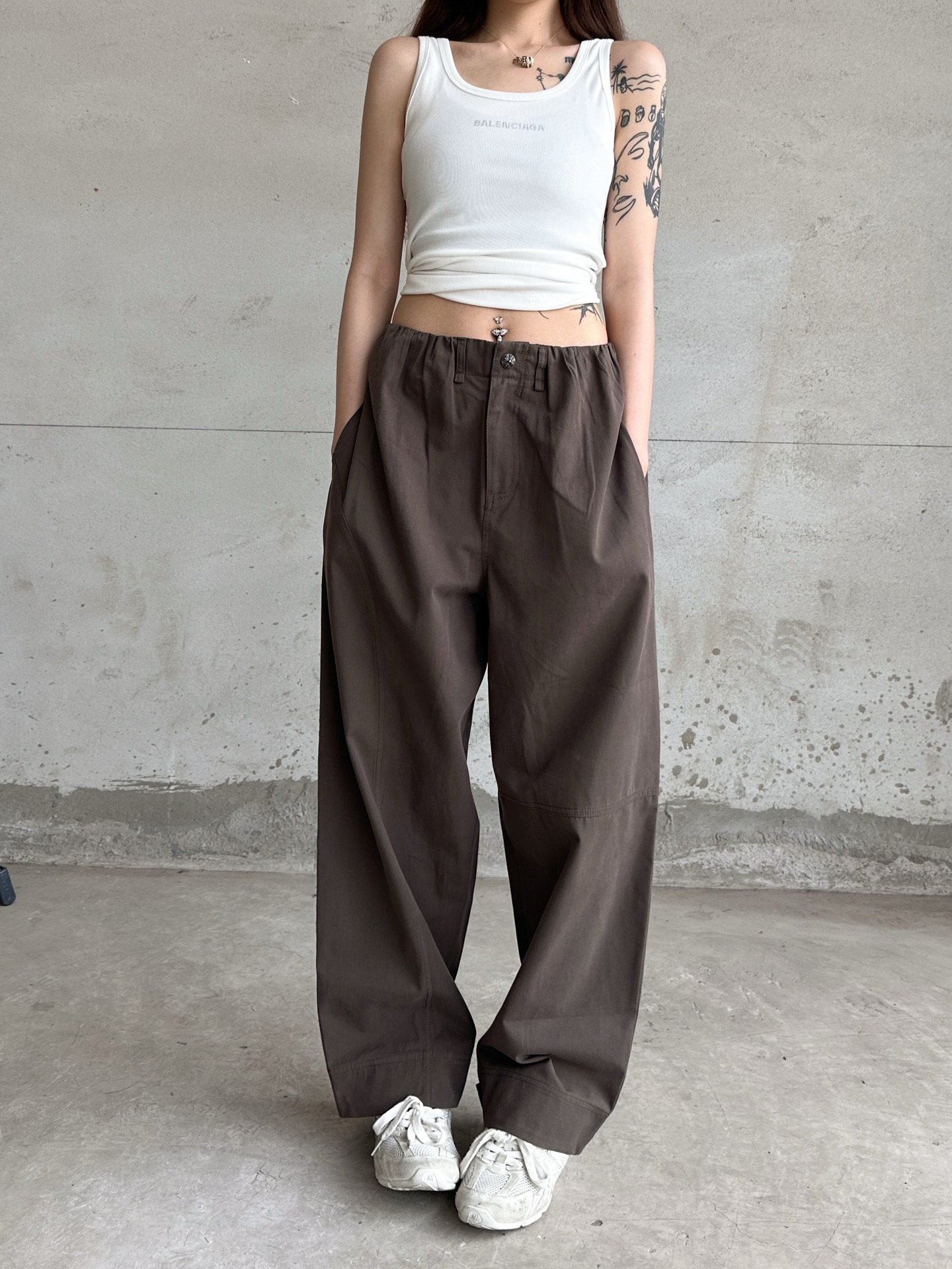NO:793447,Chrome Hearts | New style casual pants, garment washing process and imported Tencel cotton fabric, casual and fashionable, size sml,,chrome hearts,19860909克罗心 ｜ 新款休闲裤,成衣洗水工艺加进口天丝棉面料,休闲时尚,尺码sml,,chrome hearts,,Women's clothing