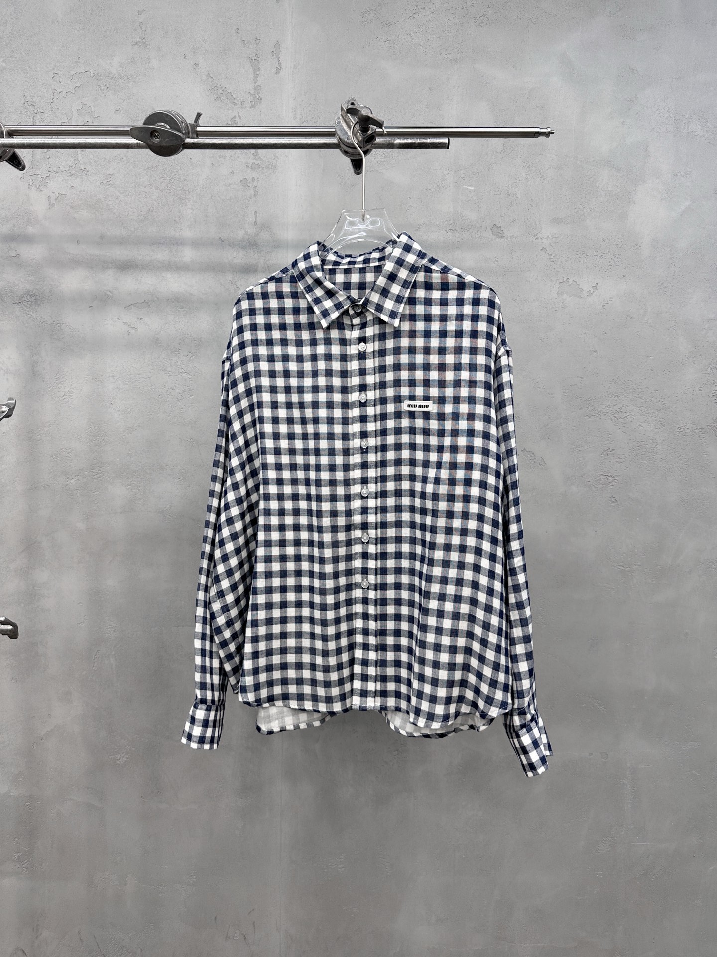 NO:804830,? Acne | New casual shirts, brand classic embroidered logos, the latest plaid yarn-dyed cotton shirt fabrics, sizes sml,,acne studios,19860909? Acne ｜ 新款休闲衬衣,品牌经典刺绣标,最新格纹色织全棉衬衣面料,尺码sml,,acne studios,,Women's clothing