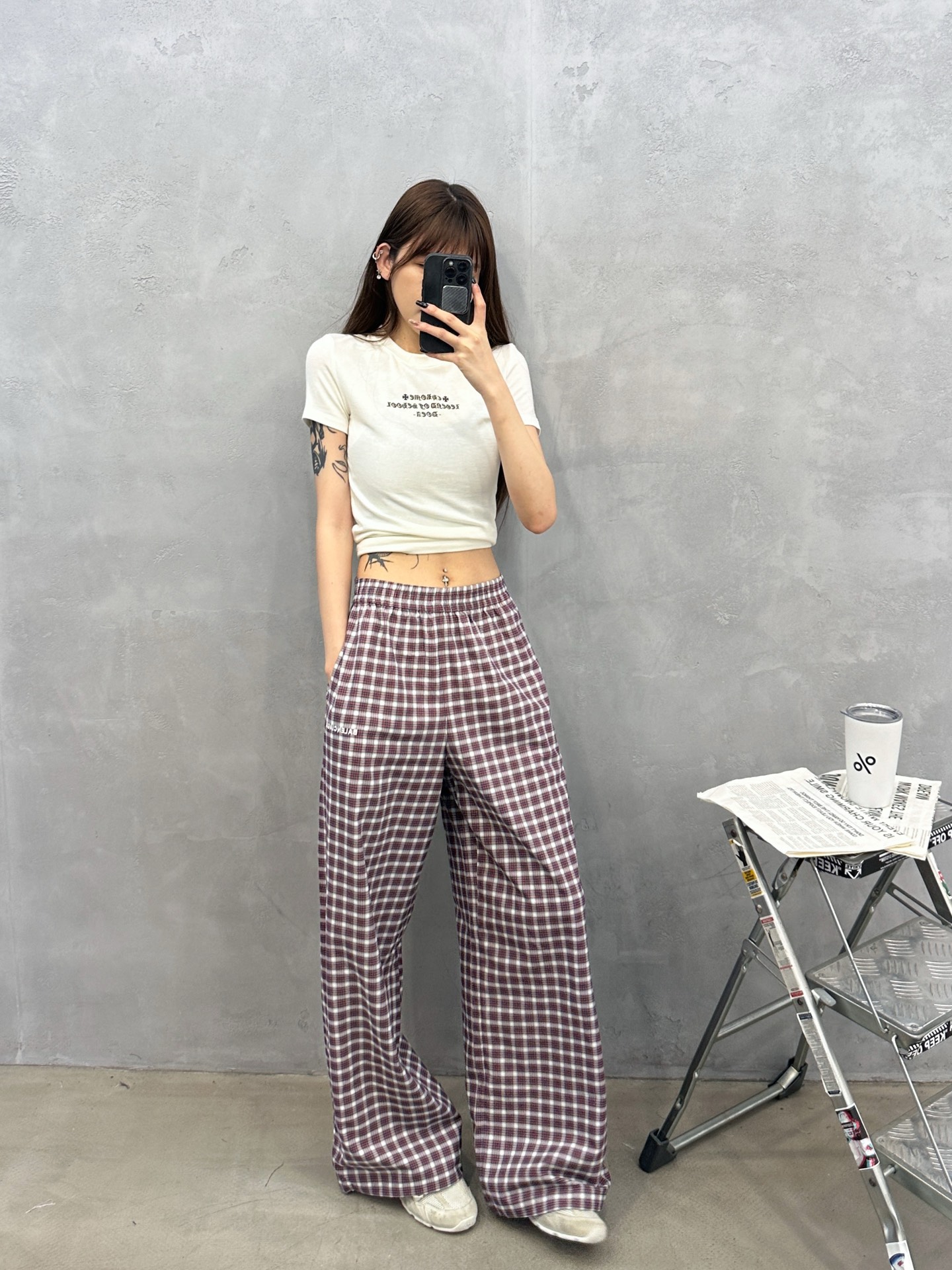 NO:805613,Paris | New style casual pants, brand classic embroidery logo, garment washing and color fixing technology, cotton yarn-dyed plaid fabric, size sml,,19860909巴黎 ｜ 新款休闲裤,品牌经典刺绣标,成衣洗水固色工艺,全棉色织格纹面料,尺码sml,,,Women's clothing