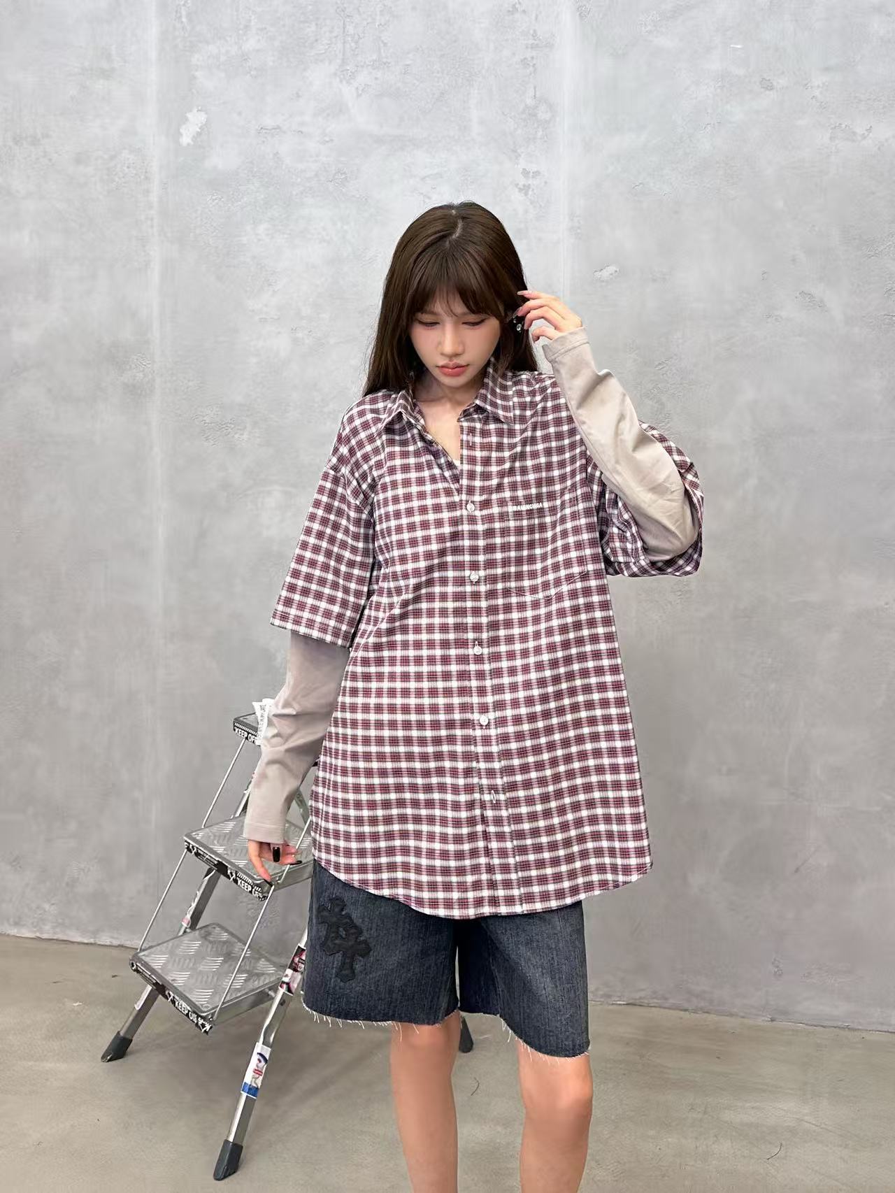 NO:805611,Paris | New casual shirt, brand classic embroidered logo, yarn-dyed plaid shirt fabric with knitted sleeves and fake two-piece style, casual and fashionable, same style for men and women, size sml,,19860909巴黎 ｜ 新款休闲衬衣,品牌经典刺绣标,色织格纹衬衣面料拼接针织袖子假两件款式,休闲时尚,男女同款,尺码sml,,,Women's clothing