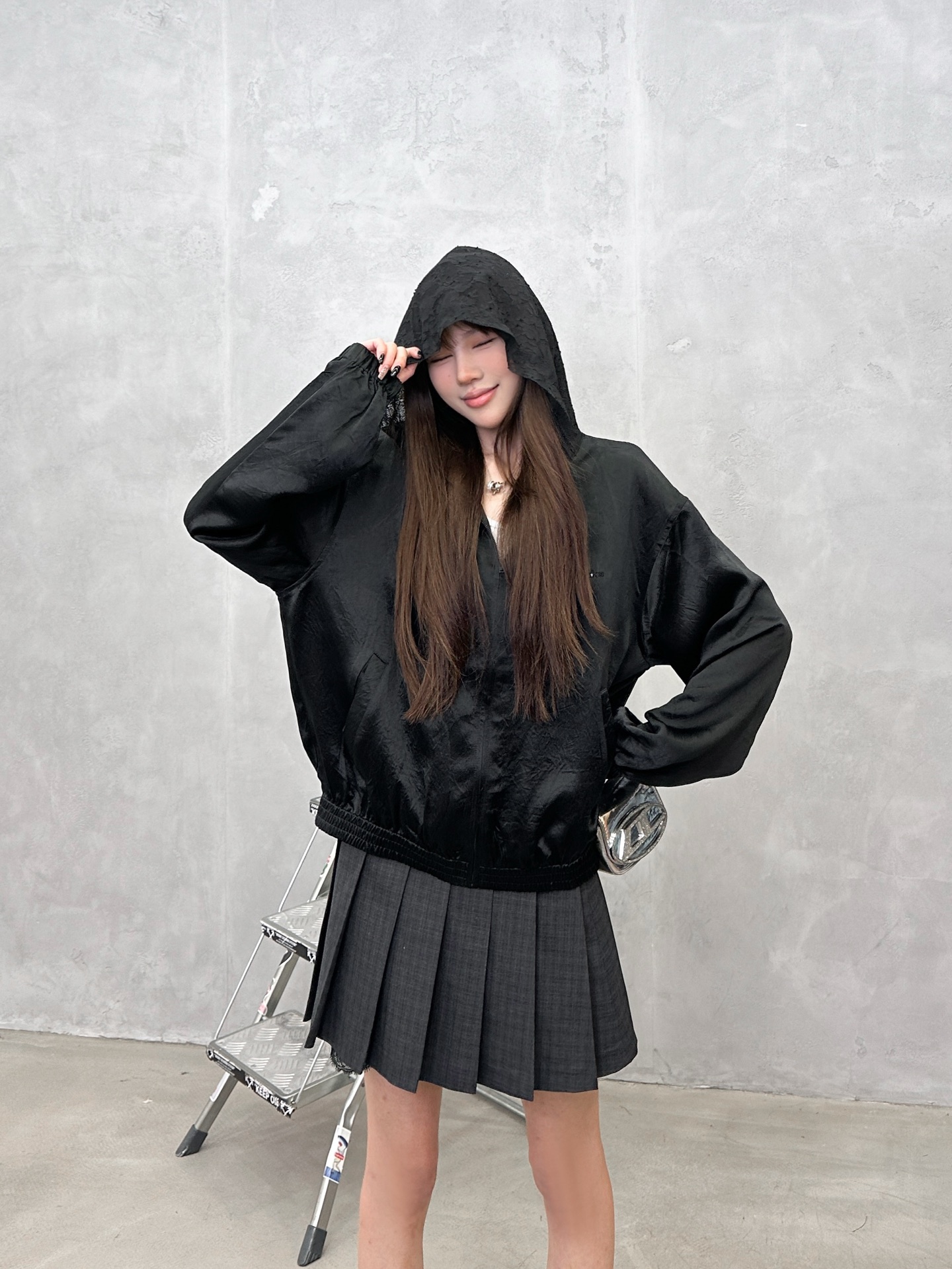 NO:805609,Acne ｜ New casual thin cardigan, brand classic hot diamond label, acetate fabric lace splicing style, fashionable, casual and high-end, size sml,,acne studios,19860909Acne ｜ 新款休闲薄开衫,品牌经典烫钻标,醋酸面料蕾丝拼接款式,时尚休闲高级感拉满,尺码sml,,acne studios,,Women's clothing