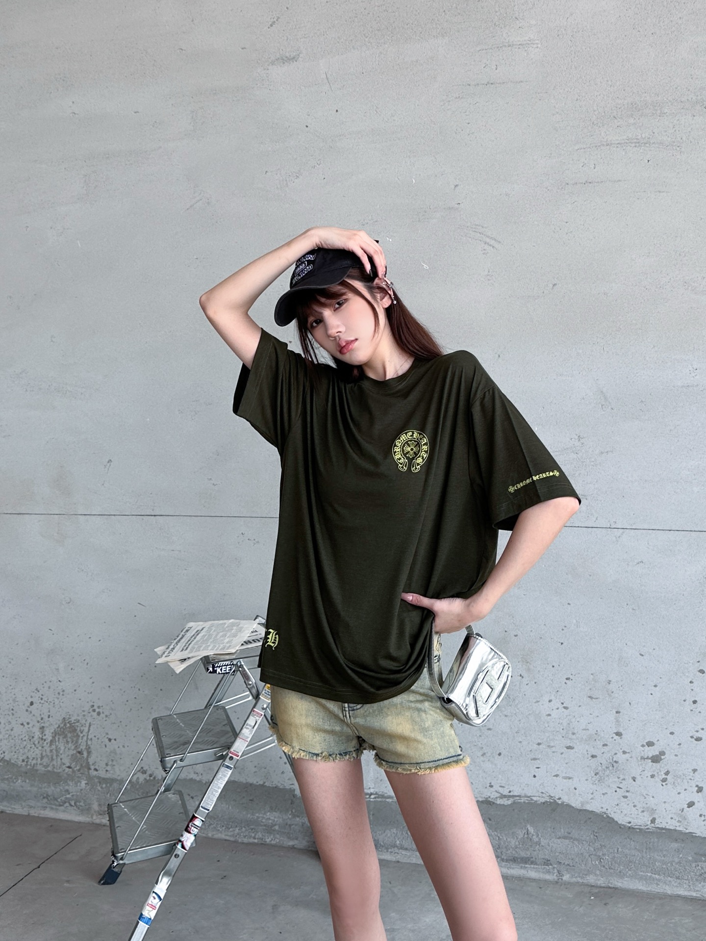NO:807909,Chrome Hearts | New short-sleeved T-shirt, lyocell wool fabric imported from Japan, high-end fashion, all-over printing technology, same style for men and women, size sml,, chrome hearts, T-shirt,19860909克罗心 ｜ 新款短袖t,日本进口莱赛尔羊毛面料,高级时尚,全身四处印花工艺,男女同款,尺码sml,,chrome hearts,T-shirt,,Women's clothing