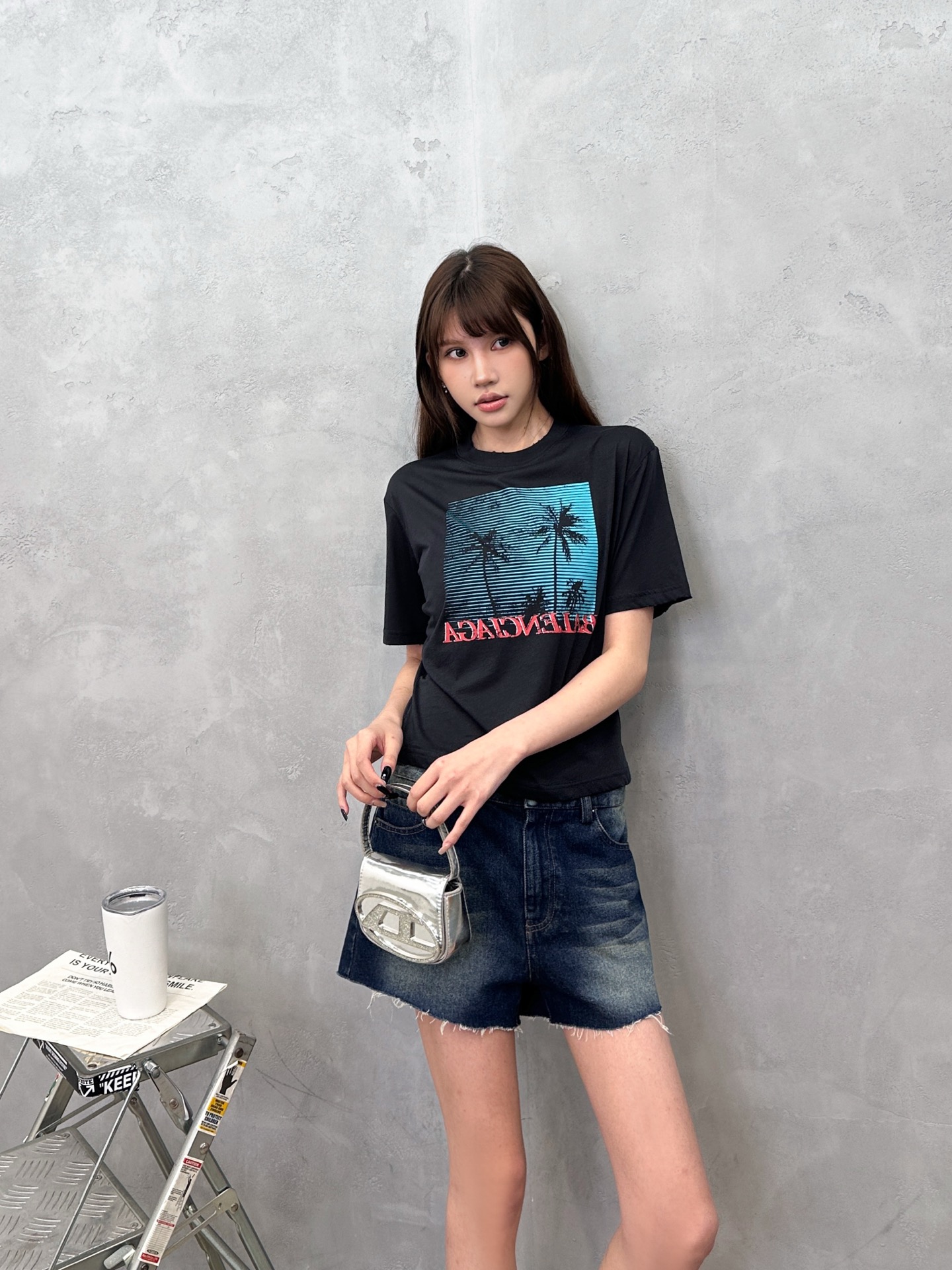 NO:822047,Paris ｜ New short-sleeved T-shirt, ready-to-wear washed printing process, fashionable special version, size sml,, T-shirt,19860909巴黎 ｜ 新款短袖t,成衣洗水印花工艺,时尚特别版型,尺码sml,,T-shirt,,Women's clothing