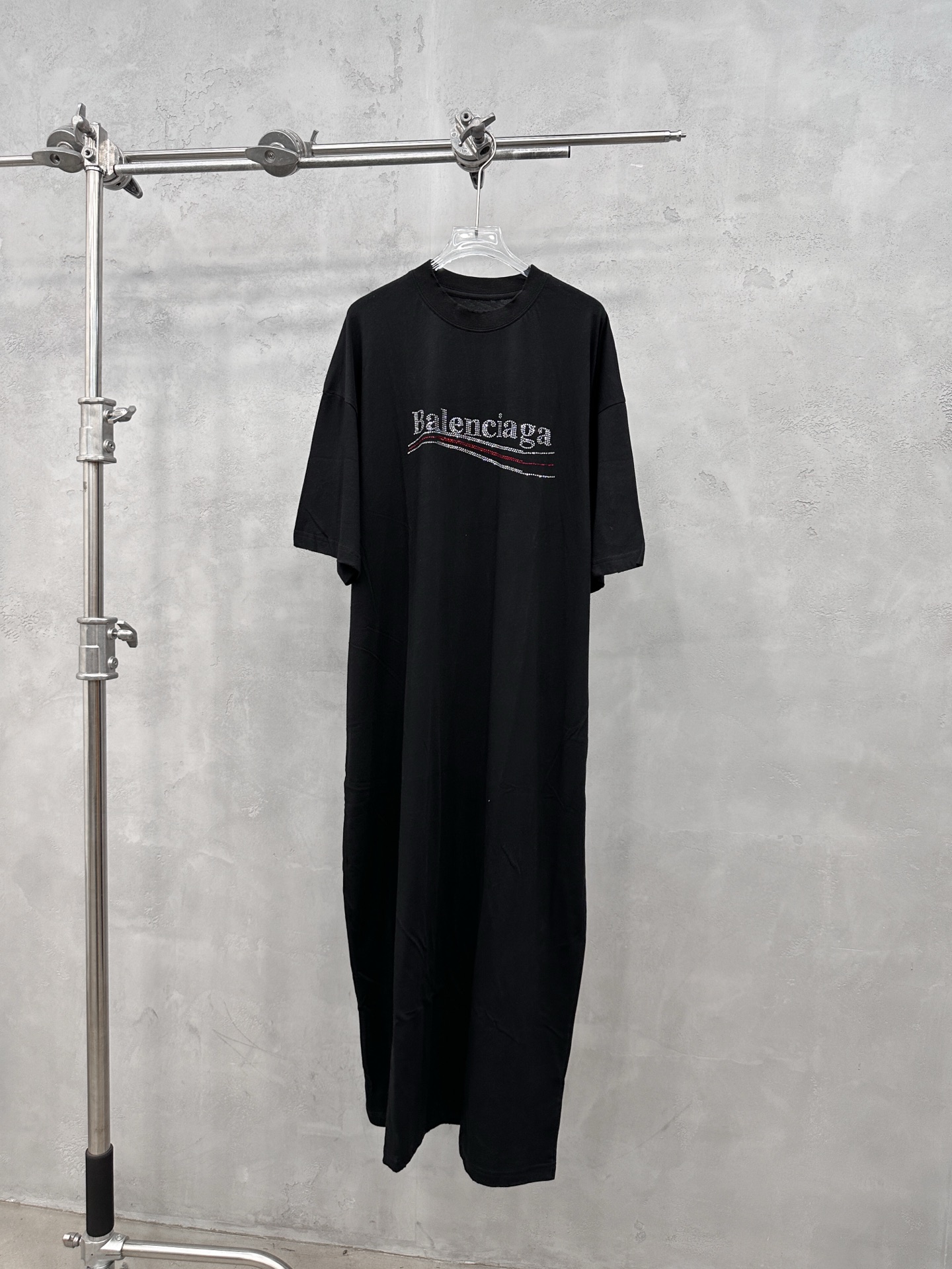 NO:838510,Paris ｜ New style dress, ready-to-wear washed and polished with front and back perforation, casual fashion, size sml,,skirts,19860909巴黎 ｜ 新款连衣裙,成衣洗水吊磨加前后烫钻工艺,休闲时尚,尺码sml,,skirts,,Women's clothing