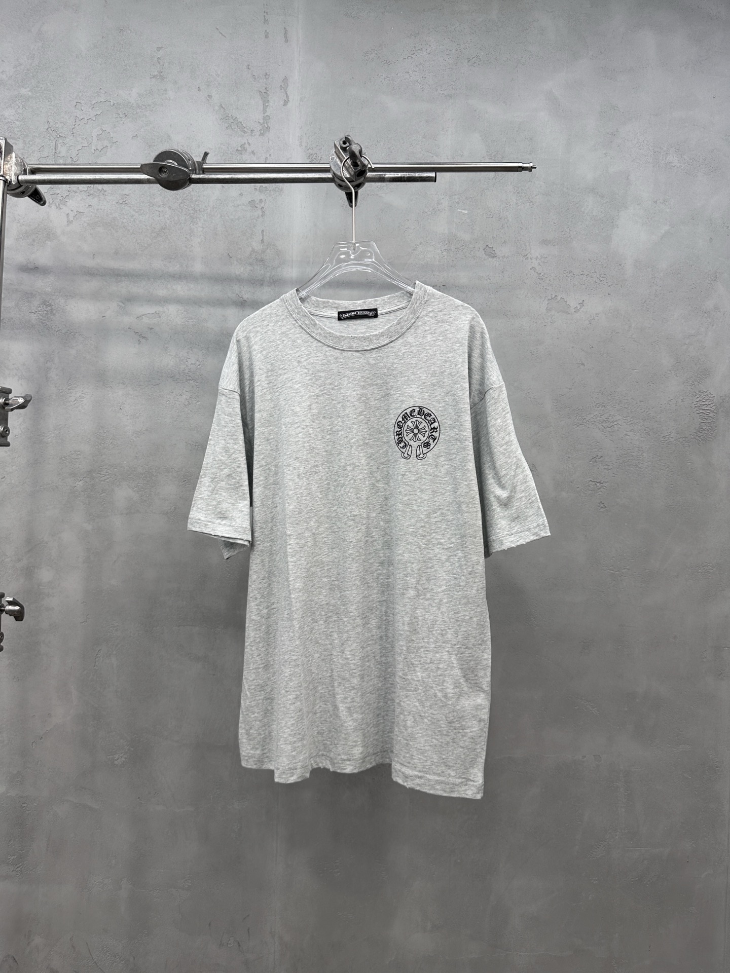 NO:841789,Chrome Hearts ｜ New short-sleeved T-shirt, ready-to-wear washed and milled with multiple prints, linen cotton fabric imported from Japan, same style for men and women, size sml,, chrome hearts, T-shirt,19860909克罗心 ｜ 新款短袖t,成衣洗水吊磨工艺加多处印花,日本进口亚麻棉面料,男女同款,尺码sml,,chrome hearts,T-shirt,,Women's clothing