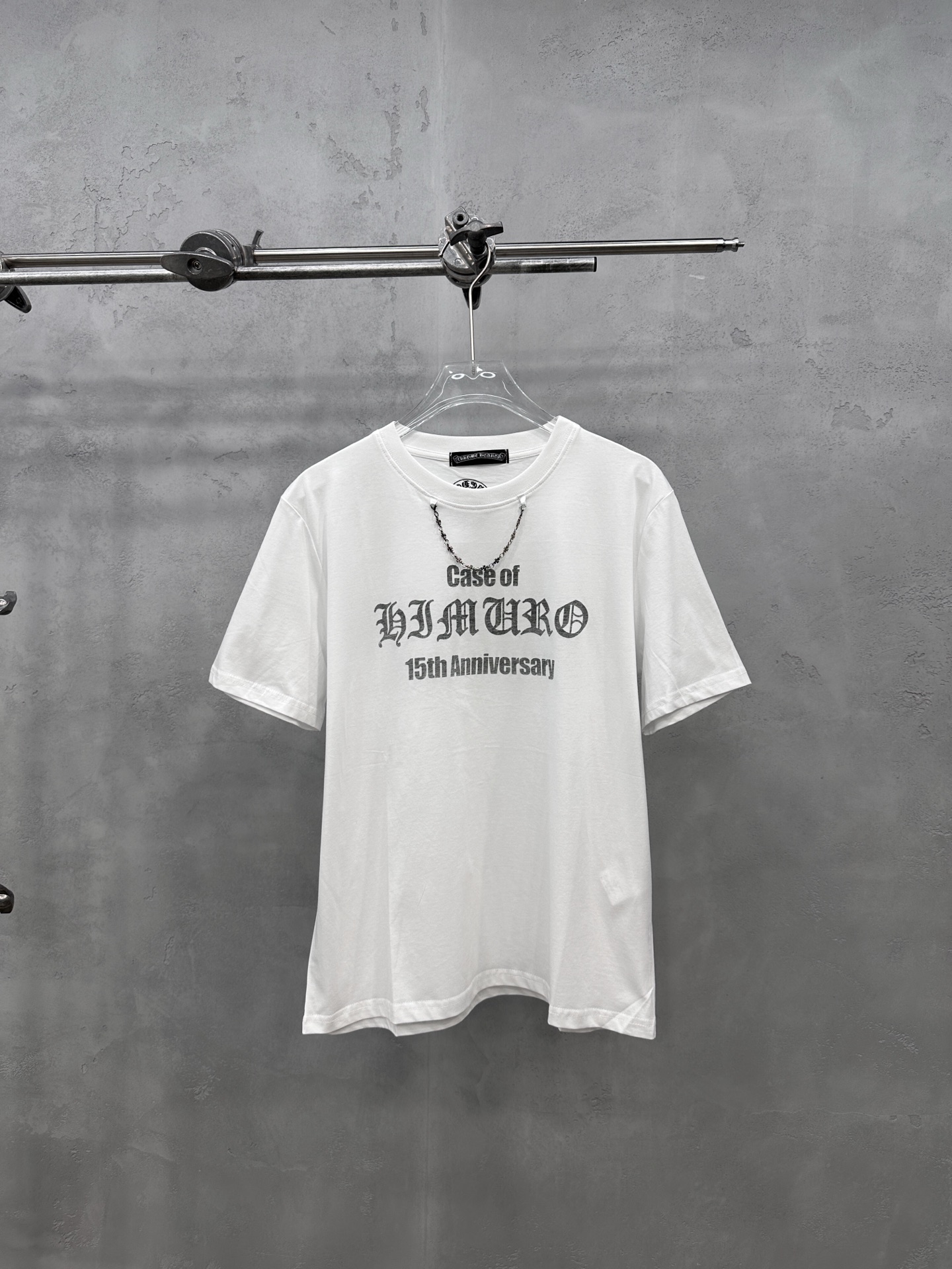 NO:841838,Chrome Hearts | New short-sleeved T-shirt, ready-to-wear washed printing technology and necklace accessories, casual fashion, same style for men and women, size sml,,chrome hearts,T-shirt,necklace,19860909克罗心 ｜ 新款短袖t,成衣洗水印花工艺加项链配饰,休闲时尚,男女同款,尺码sml,,chrome hearts,T-shirt,necklace,,Women's clothing