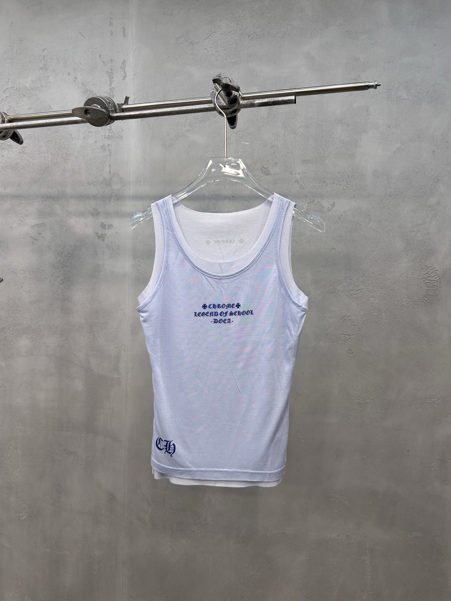 NO:870207,Chrome Hearts | New casual vest, front and rear brand letter printing technology, imported lyocell fabric with strong skin-friendly feel, fashionable fake two-piece style, casual and versatile, size sml,,chrome hearts,19860909克罗心 ｜ 新款休闲背心,前后品牌字母印花工艺,进口莱赛尔面料亲肤感超强,时尚假两件款式,休闲百搭,尺码sml,,chrome hearts,,Women's clothing