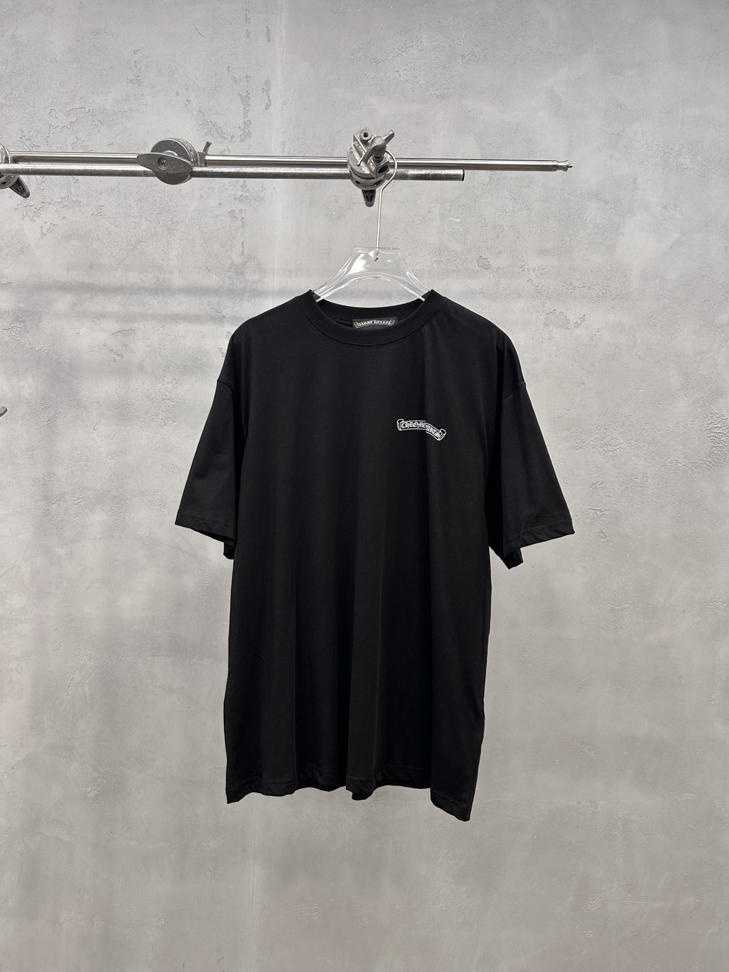 NO:876316,Chrome Hearts ｜ New short-sleeved T-shirt, ready-to-wear washed with color printing technology, casual fashion, same style for men and women, size sml,, chrome hearts, T-shirt,19860909克罗心 ｜ 新款短袖t,成衣洗水加彩色印花工艺,休闲时尚,男女同款,尺码sml,,chrome hearts,T-shirt,,Women's clothing