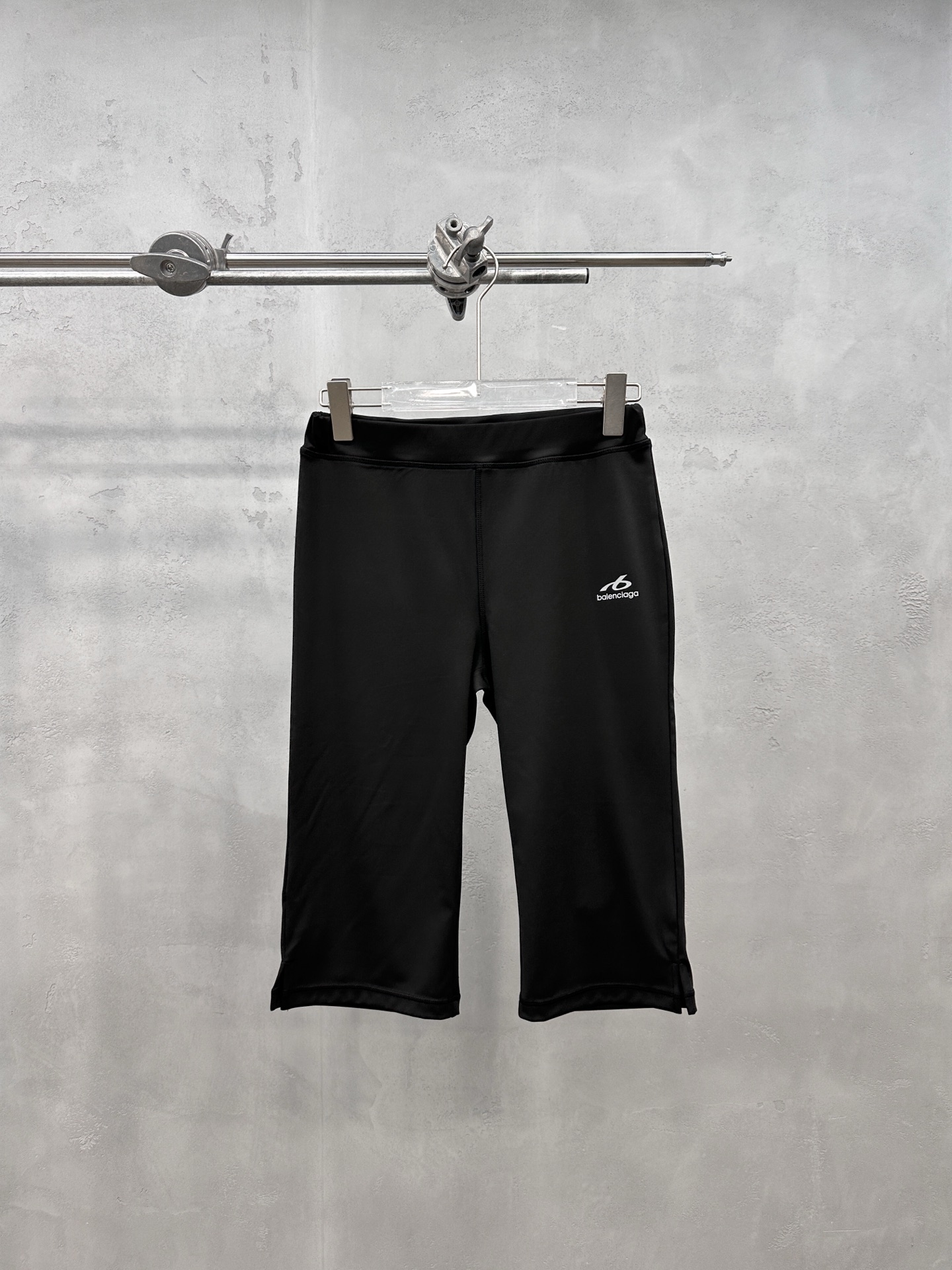 NO:877422,Paris | New cycling pants, the brand's latest reflective printed logo, sports and leisure, size sml,,19860909巴黎 ｜ 新款骑行裤,品牌最新反光印花标,运动休闲,尺码sml,,,Women's clothing