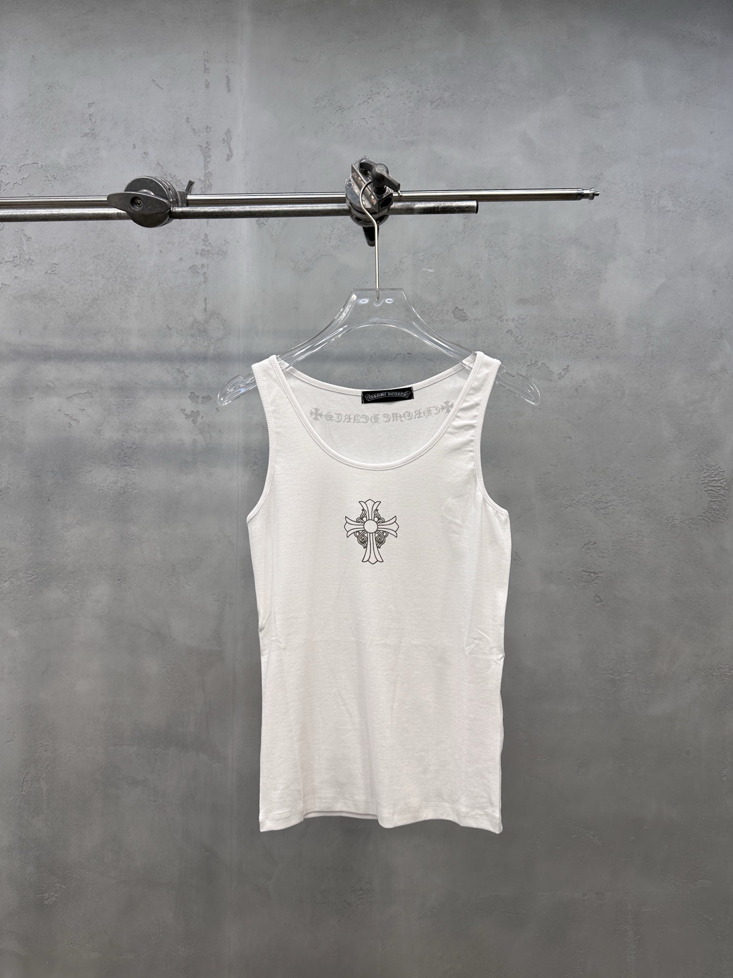 NO:885351,Chrome Hearts | New casual vest, lyocell modal long-staple cotton fabric, multiple printing techniques all over the body, casual fashion, size sml,,chrome hearts,19860909克罗心 ｜ 新款休闲背心,莱赛尔莫代尔长绒棉面料,全身多处印花工艺,休闲时尚,尺码sml,,chrome hearts,,Women's clothing