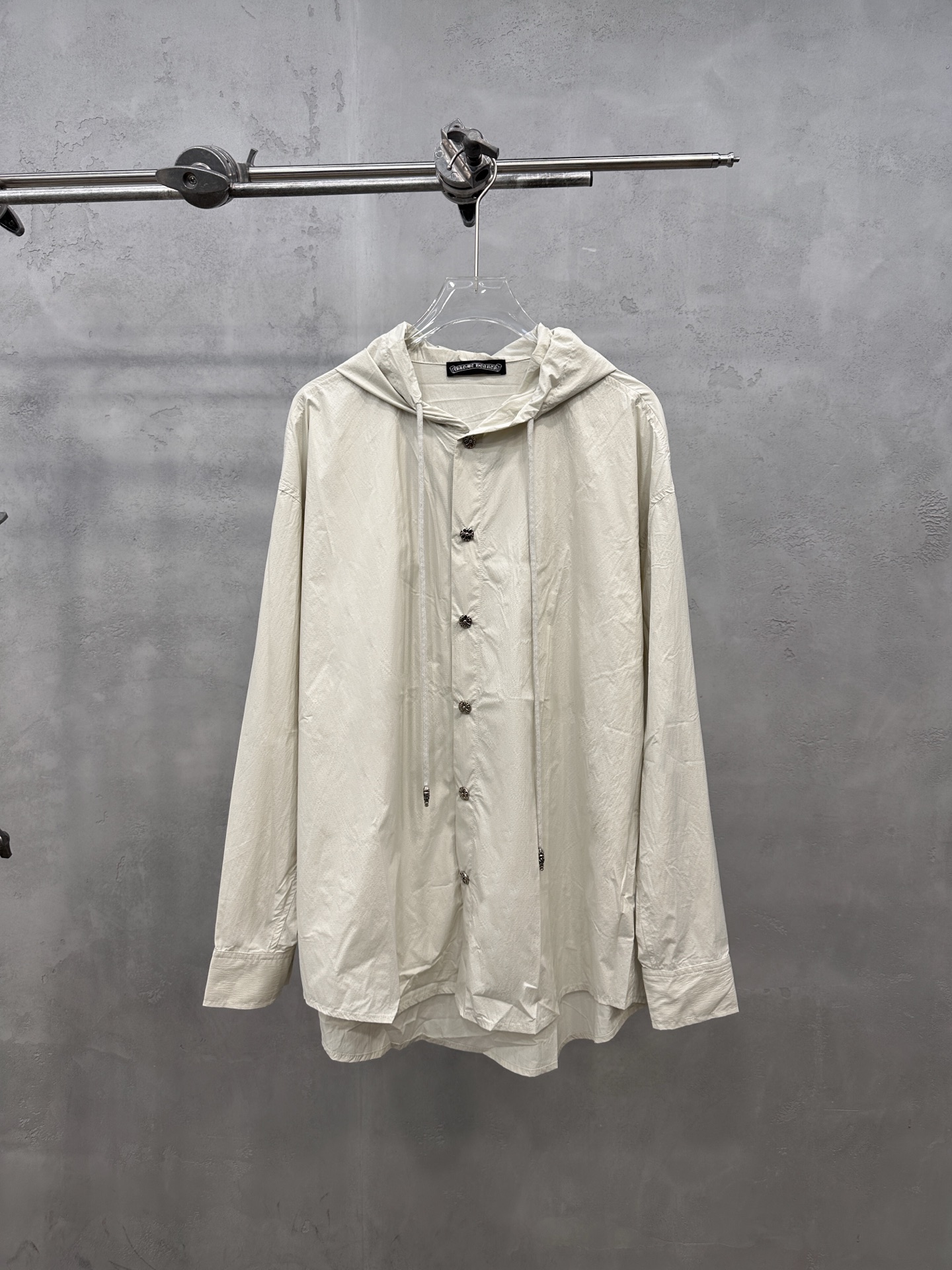 NO:885368,Chrome Hearts | New sun protection tops, the brand's classic front and back varnish printing technology, special coating ultra-thin sun protection fabric, casual and fashionable, same style for men and women, size sml,, chrome hearts,19860909克罗心 ｜ 新款防晒上衣,品牌经典前后光油印花工艺,特殊涂层超薄防晒面料,休闲时尚,男女同款,尺码sml,,chrome hearts,,Women's clothing