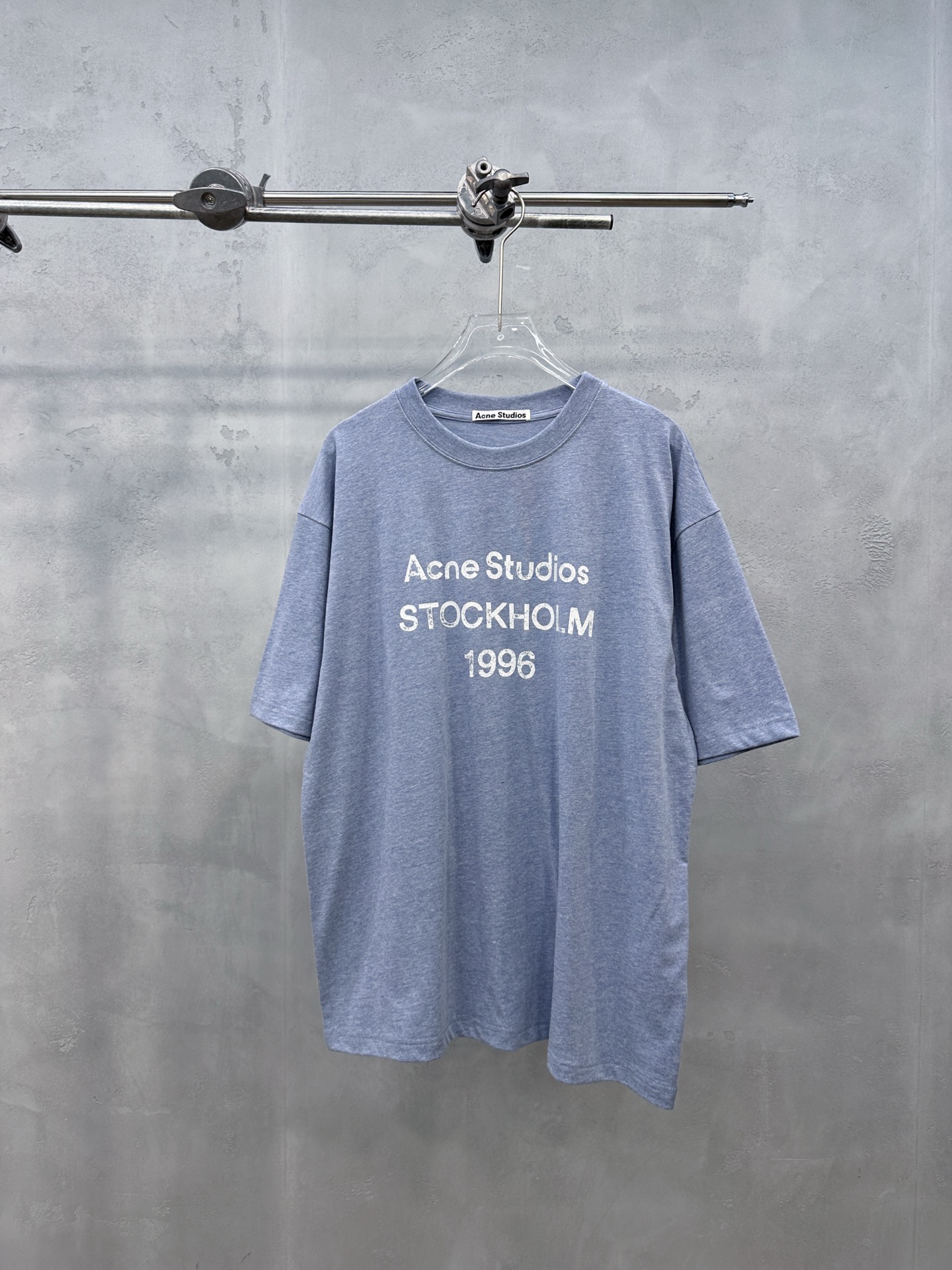 NO:888904,Acne | New short-sleeved t-shirt, ready-to-wear washed printing technology, casual fashion, same style for men and women, size sml,,acne studios,T-shirt,19860909Acne ｜ 新款短袖t,成衣洗水印花工艺,休闲时尚,男女同款,尺码sml,,acne studios,T-shirt,,Women's clothing