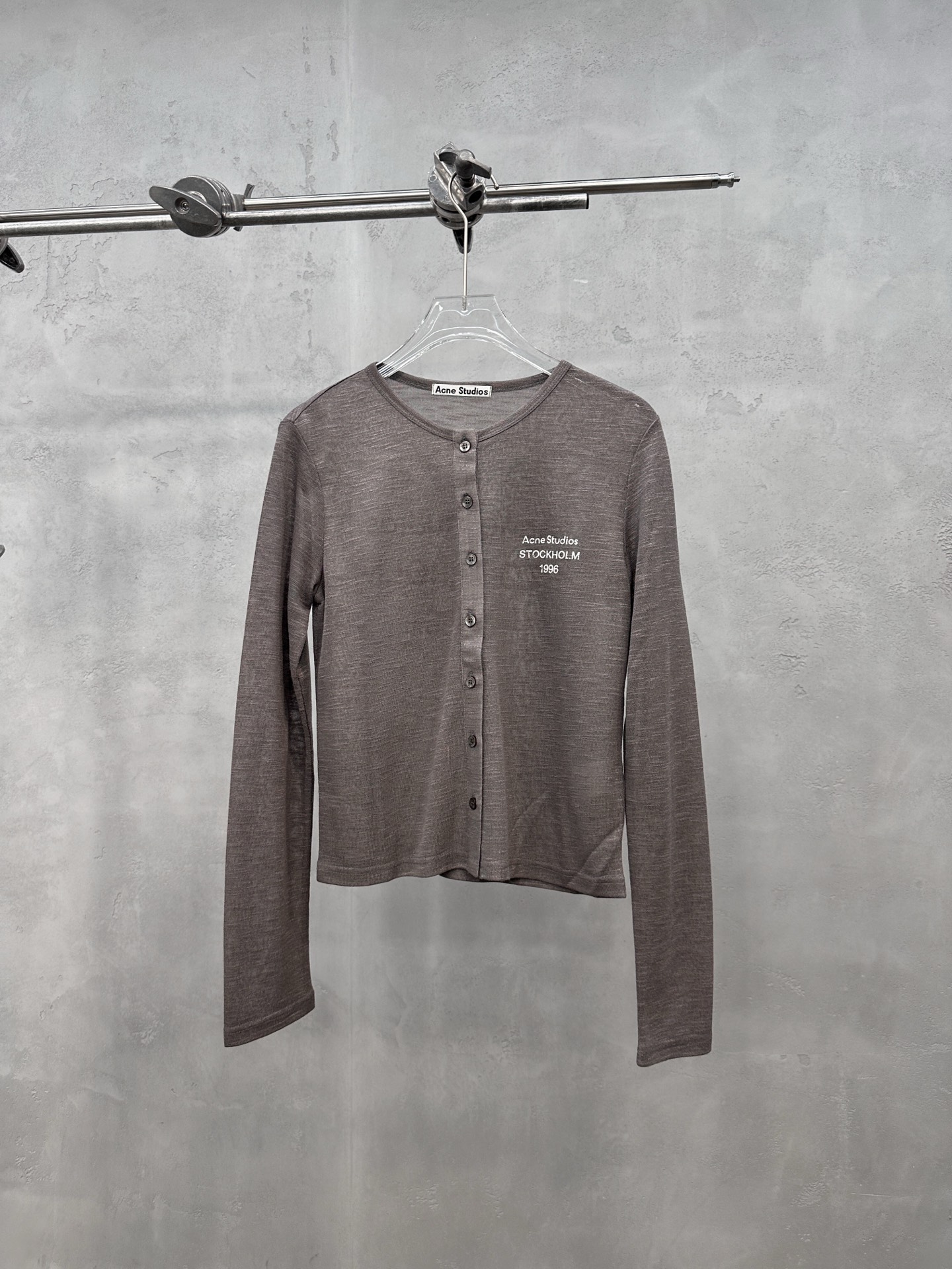 NO:891325,Acne | New casual cardigan, brand classic printed logo, imported linen blended fabric, fashionable and casual, size sml,,acne studios,19860909Acne ｜ 新款休闲开衫,品牌经典印花标,进口麻料混纺面料,时尚休闲,尺码sml,,acne studios,,Women's clothing