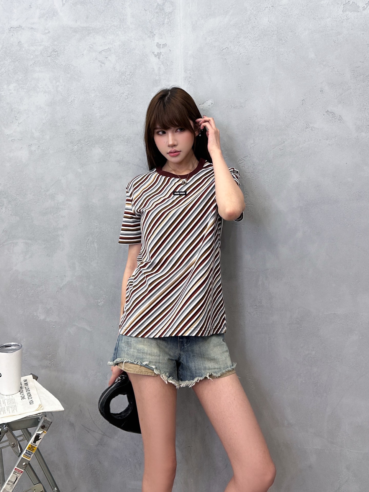 NO:907915,Miu | New short-sleeved t-shirt, brand classic embroidery logo, cotton color yarn-dyed striped fabric, casual and fashionable, size sml,, miumiu, T-shirt,19860909Miu ｜ 新款短袖t,品牌经典刺绣标,全棉彩色色织条纹面料,休闲时尚,尺码sml,,miumiu,T-shirt,,Women's clothing
