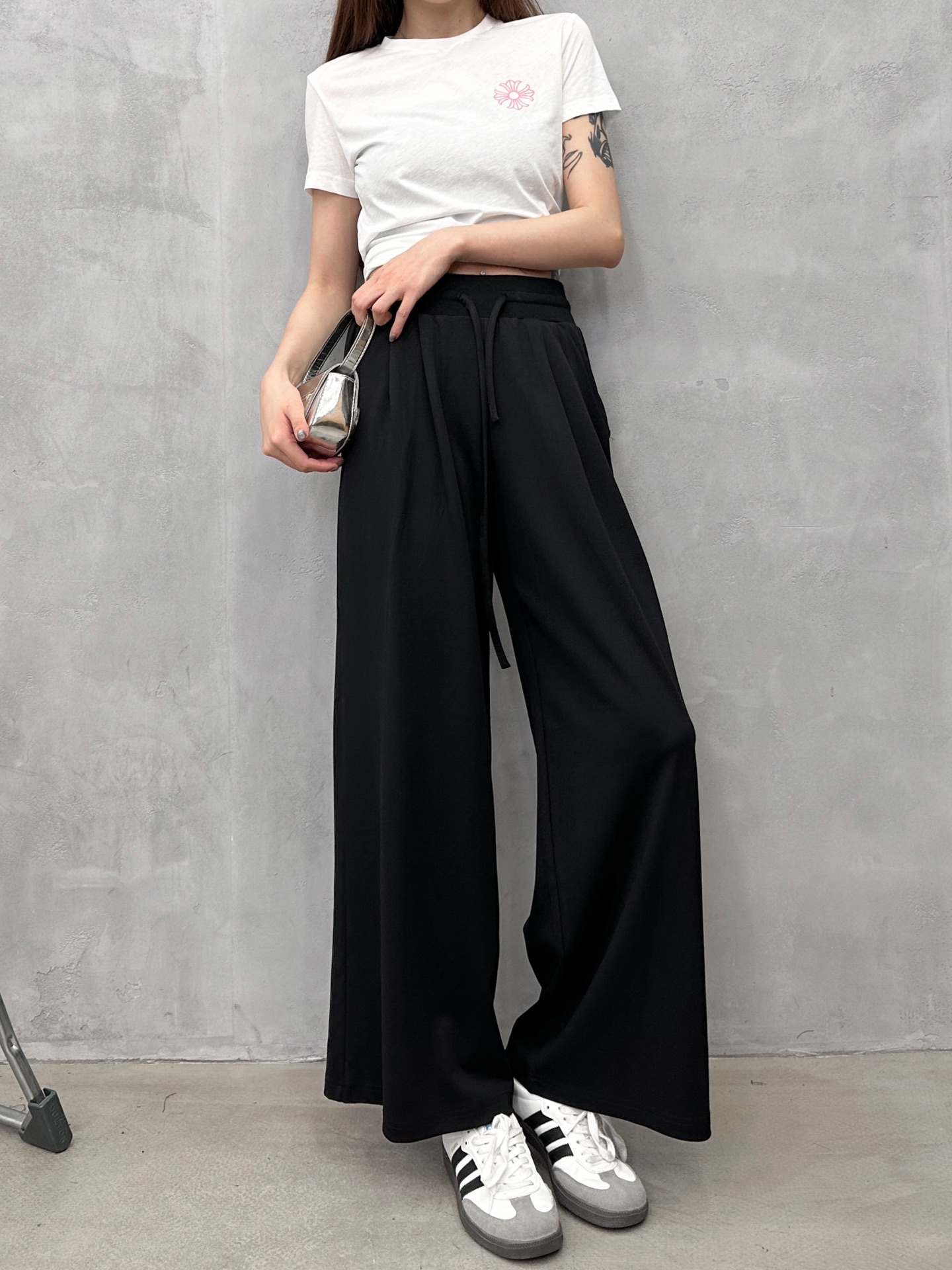 NO:909973,Acne | New style casual pants, imported blue blue modal cotton fabric, super comfortable, fashionable and casual, size sml,,acne studios,19860909Acne ｜ 新款休闲裤,进口蓝精莫代尔棉面料,超级舒适,时尚休闲,尺码sml,,acne studios,,Women's clothing