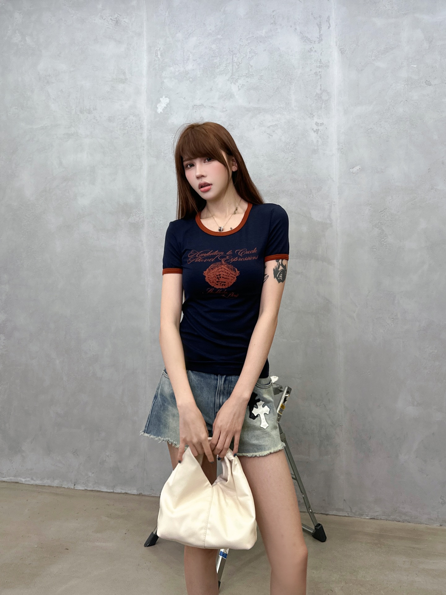 NO:926908,Acne | New short-sleeved T-shirt, the brand's classic front and back printing technology, garment washing and color fixing technology, imported lyocell wool fabric, contrasting thread style design, size sml,,acne studios,T-shirt,19860909Acne ｜ 新款短袖t,品牌经典前后印花工艺,成衣洗水固色工艺,进口莱赛尔羊毛面料,撞色螺纹款式设计,尺码sml,,acne studios,T-shirt,,Women's clothing