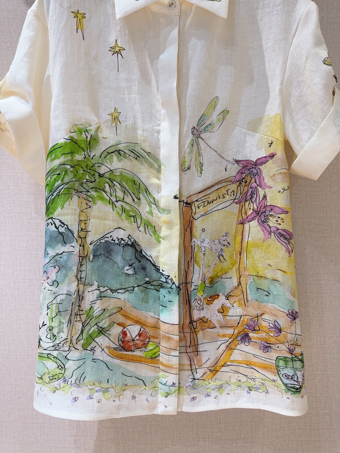 ALEMAI*S新品推荐🆕……印花宽松短袖衬衫上衣，亚麻面料制成，棕榈树舒展、蜻蜓停驻，还有星星与花朵点