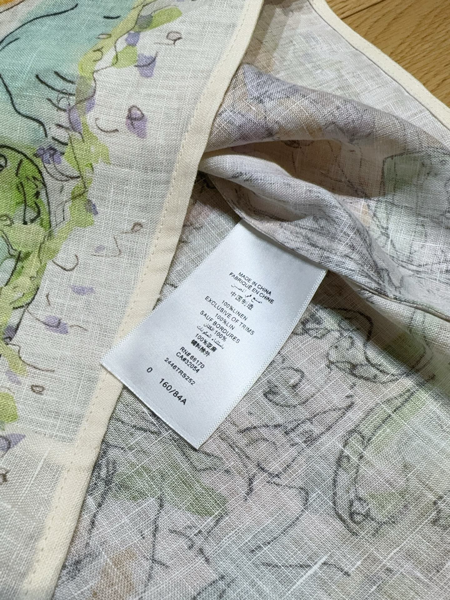 ALEMAI*S新品推荐🆕……印花宽松短袖衬衫上衣，亚麻面料制成，棕榈树舒展、蜻蜓停驻，还有星星与花朵点