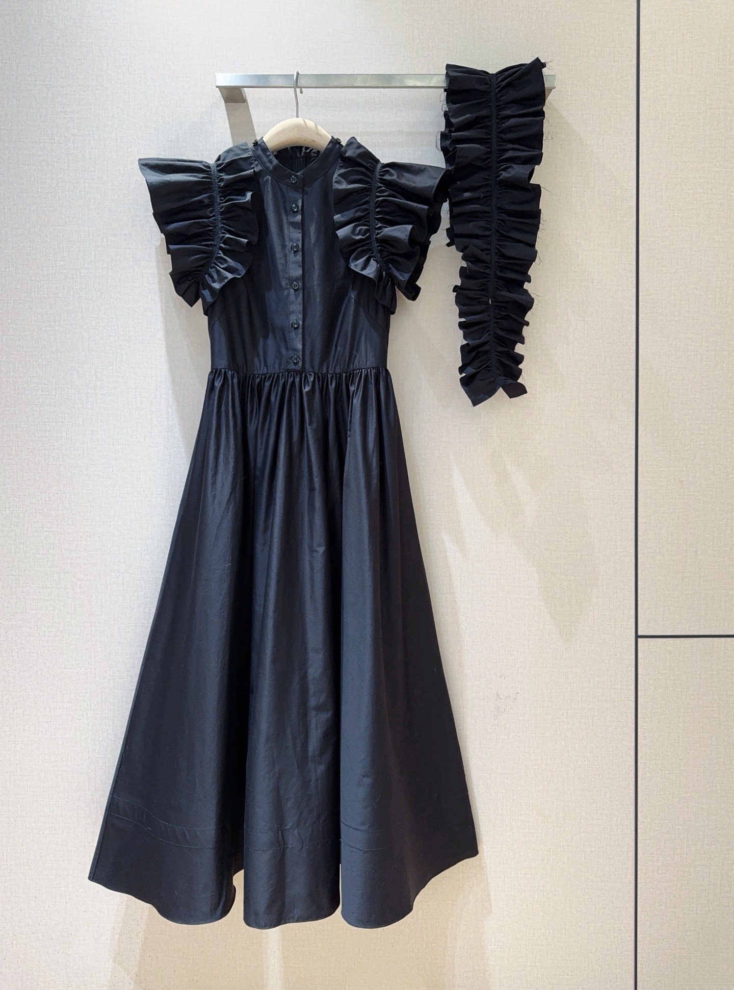 Elegant Solid Color Long Dress with Ruffle Trim - Romantic & Feminine 4 i1757321104653 8947 0 2
