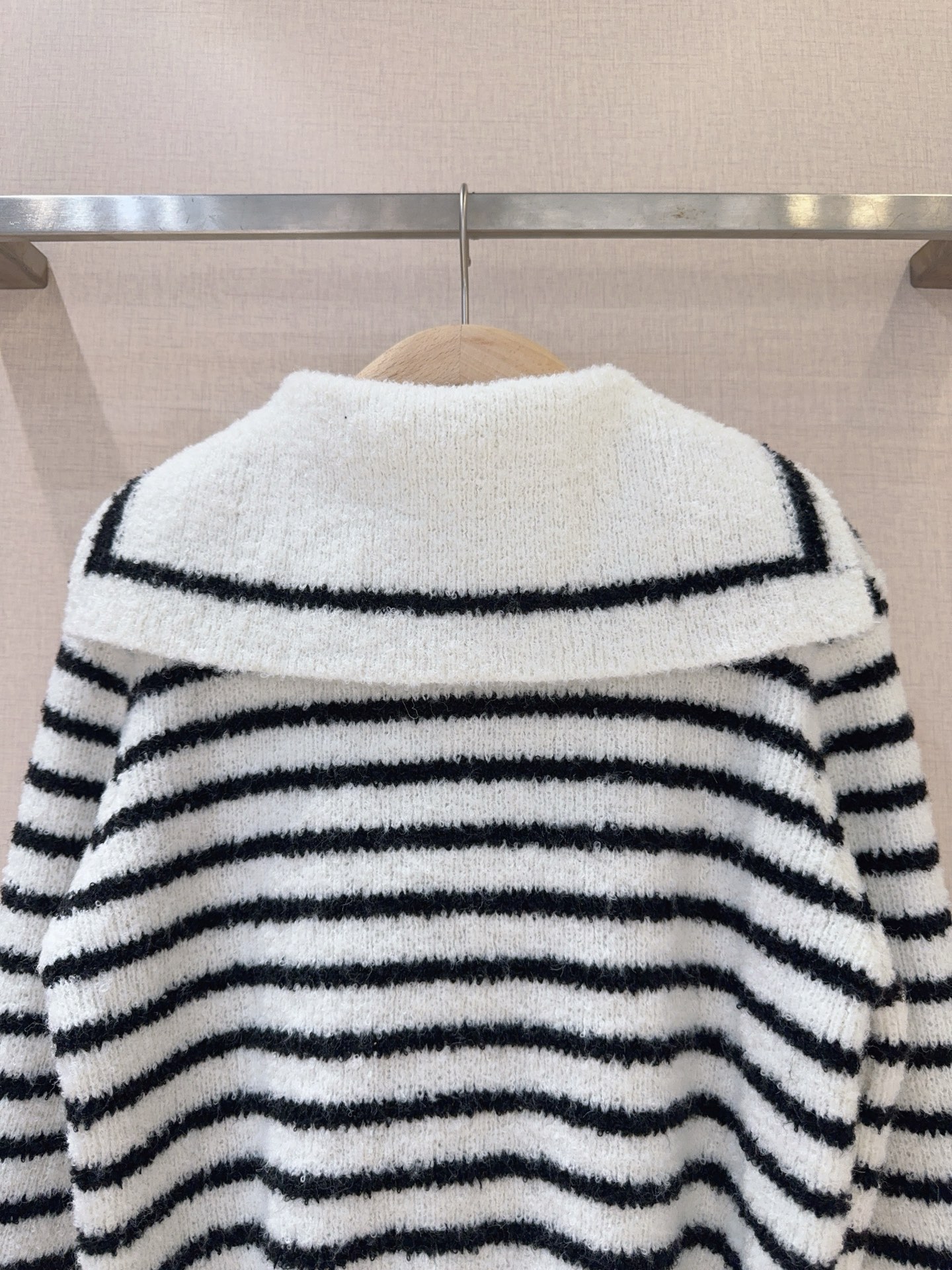 Striped Knit Sweater with Sailor Collar and Gold Buttons - Elegant & Comfortable 6 i1761377808003 6533 0 4