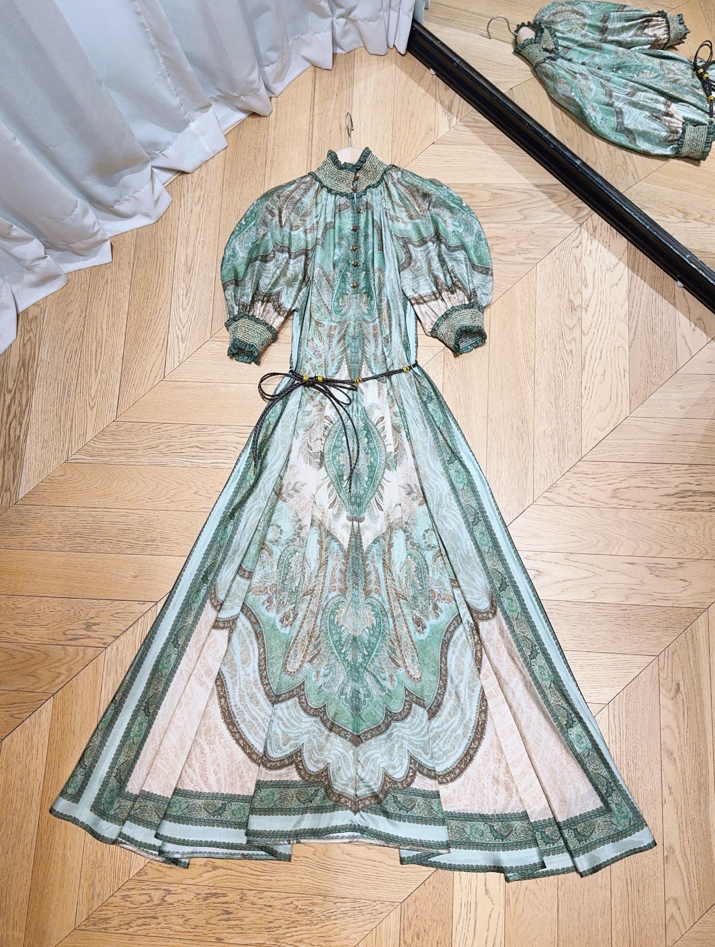 🆕ZIMMERMA*N*N 26新品 飘逸风格长款连衣裙印花图案真丝长款连衣裙👗选用100%真丝面料制成