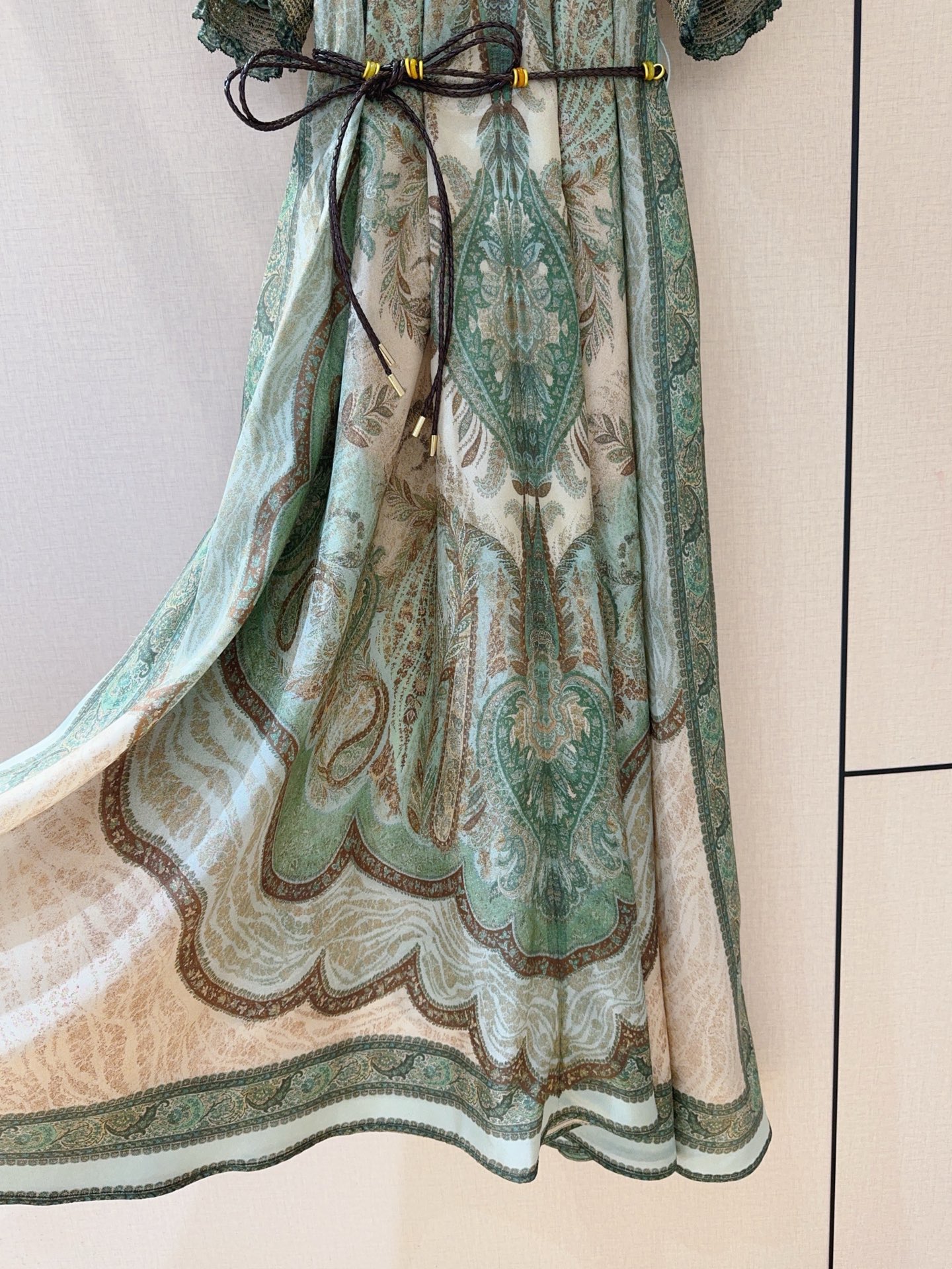 🆕ZIMMERMA*N*N 26新品 飘逸风格长款连衣裙印花图案真丝长款连衣裙👗选用100%真丝面料制成