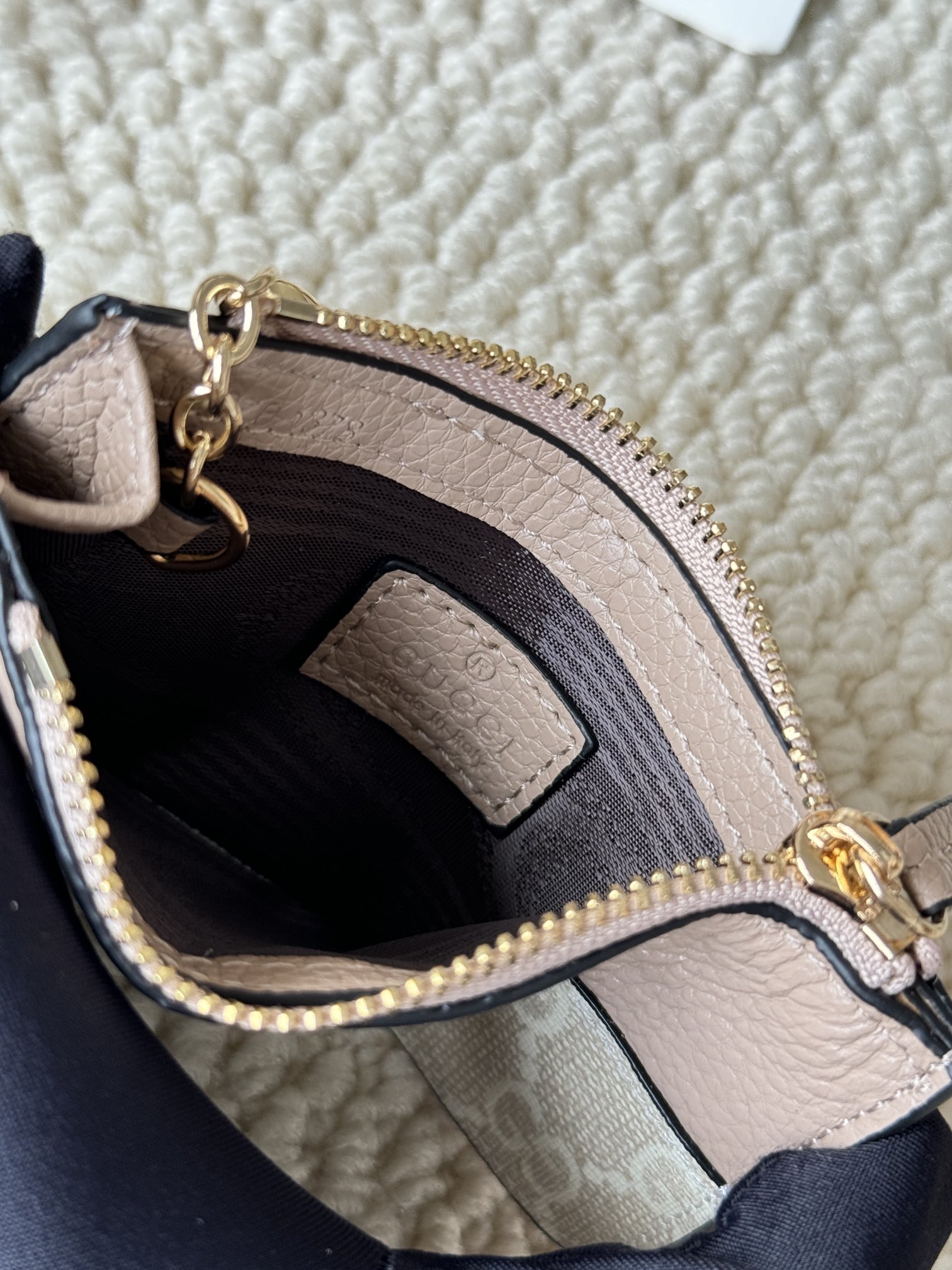 Gucci Key Ring Card Case - Comprehensive 6
