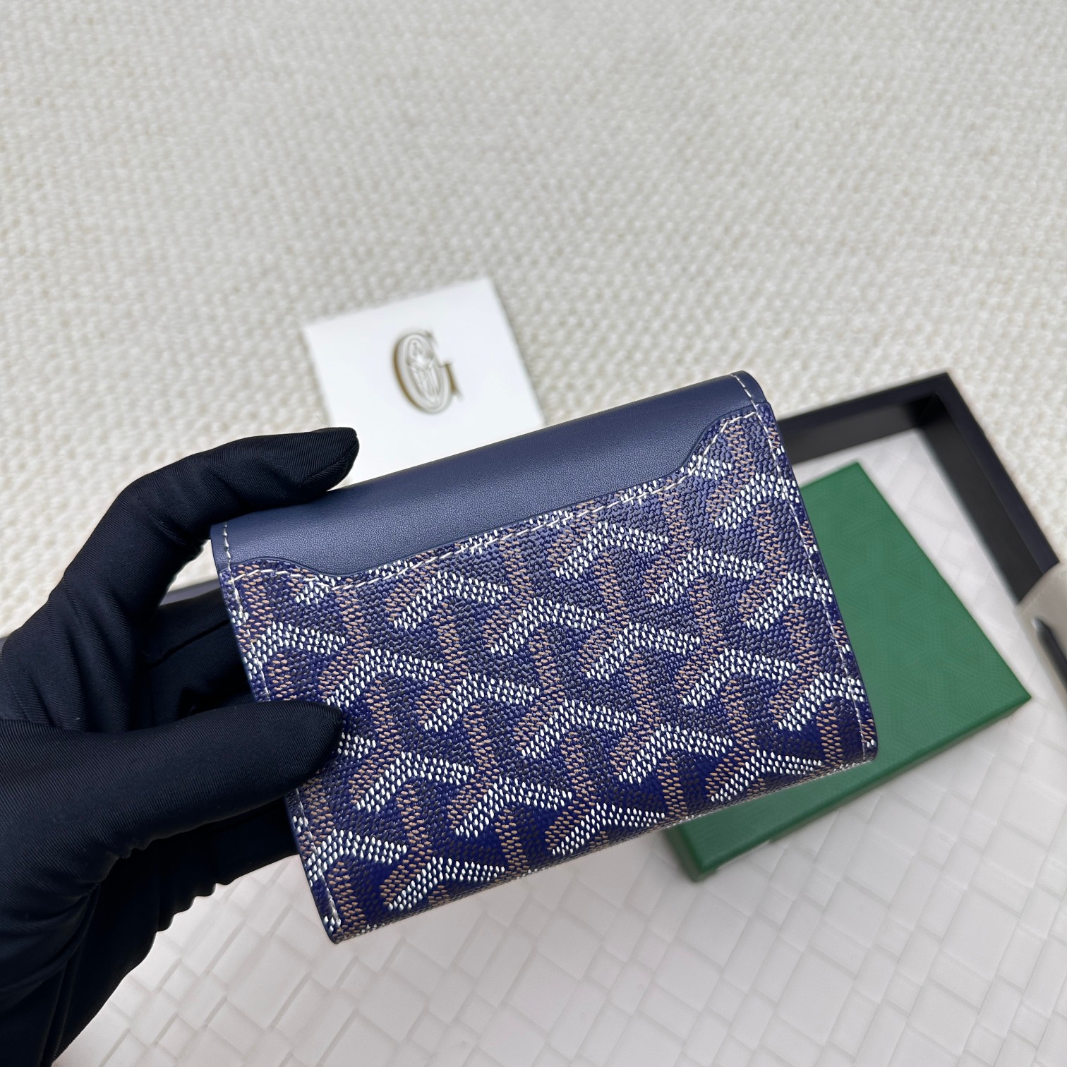 Goyard Classic Tri-Fold Wallet & Card Holder - Comprehensive 3